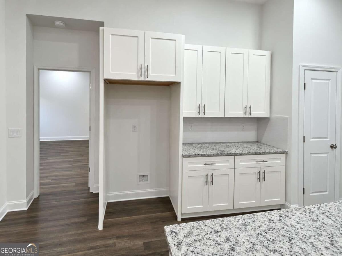 3 bedroom, 2 bathroom, 1,742 sq ft single family residence for sale at 1850 W Mcintosh Road, Griffin, GA 30223 — photo 7
