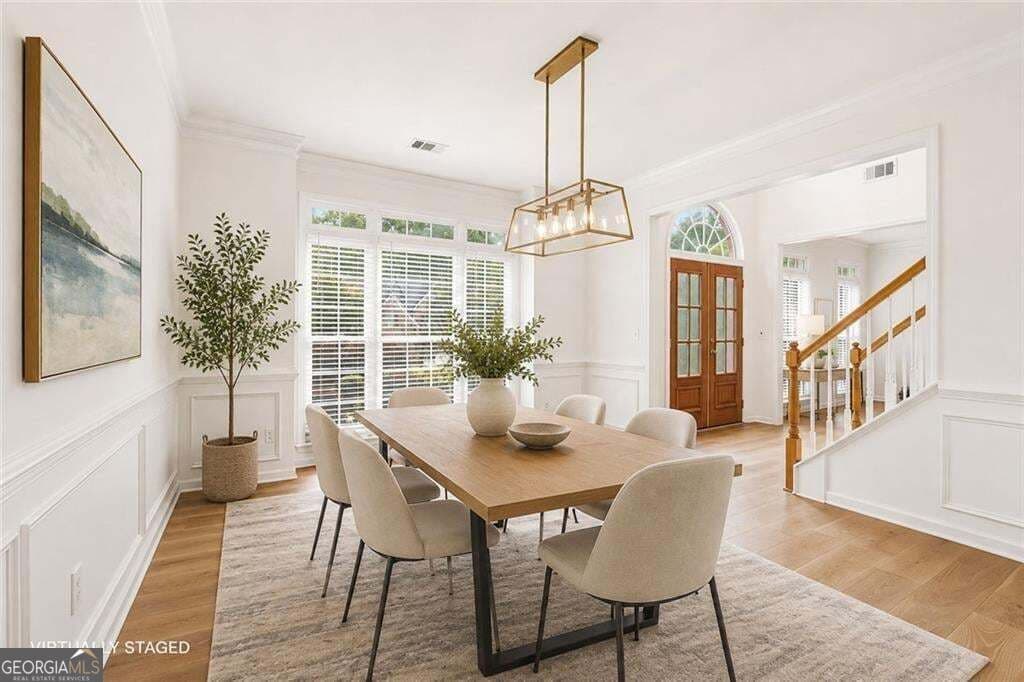 5 bedroom, 2.5 bathroom, 3,053 sq ft single family residence for sale at 3920 Shiloh Ridge Run, Suwanee, GA 30024 — photo 6