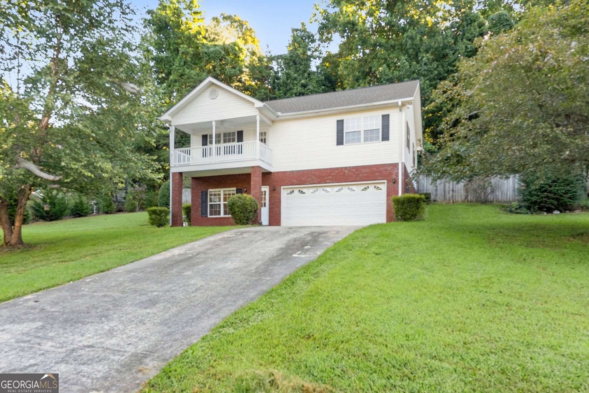 3 bedroom, 2.5 bathroom, 1,700 sq ft single family residence for sale at 35 Clara Bell Drive, Cleveland, GA 30528 — photo 2