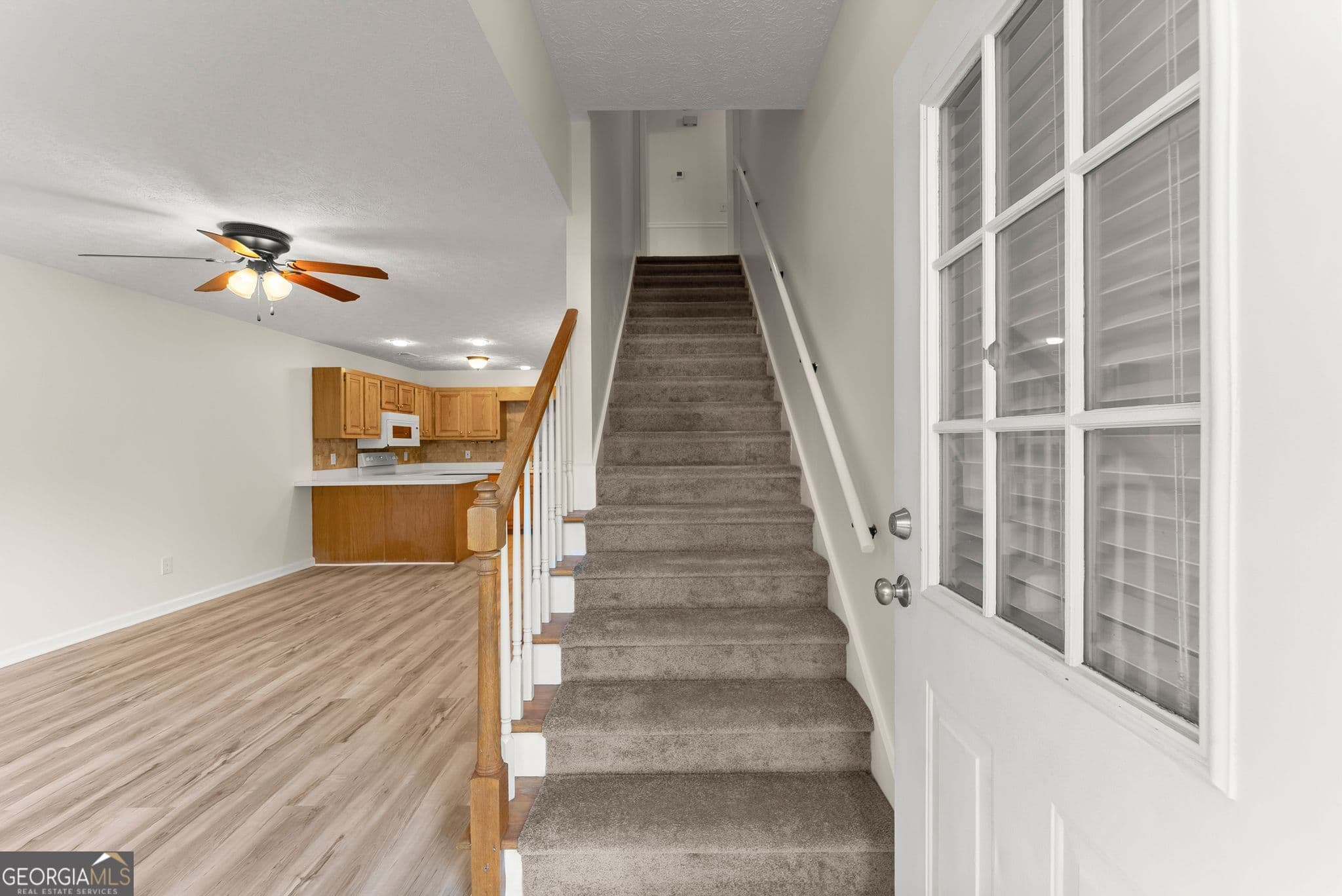 3 bedroom, 2.5 bathroom, 1,700 sq ft single family residence for sale at 35 Clara Bell Drive, Cleveland, GA 30528 — photo 6