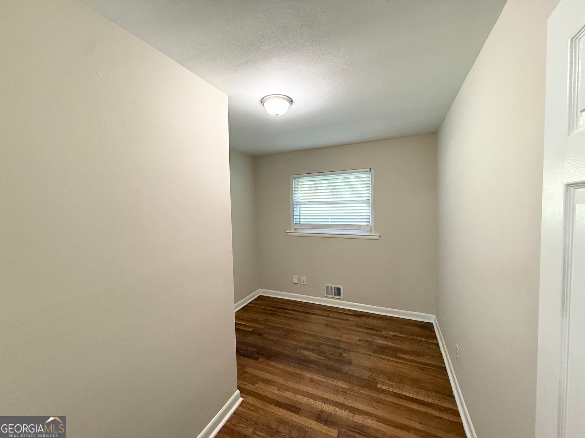 4 bedroom, 2 bathroom, 1,131 sq ft single family residence for sale at 2604 Bryant Drive, East Point, GA 30344 — photo 6