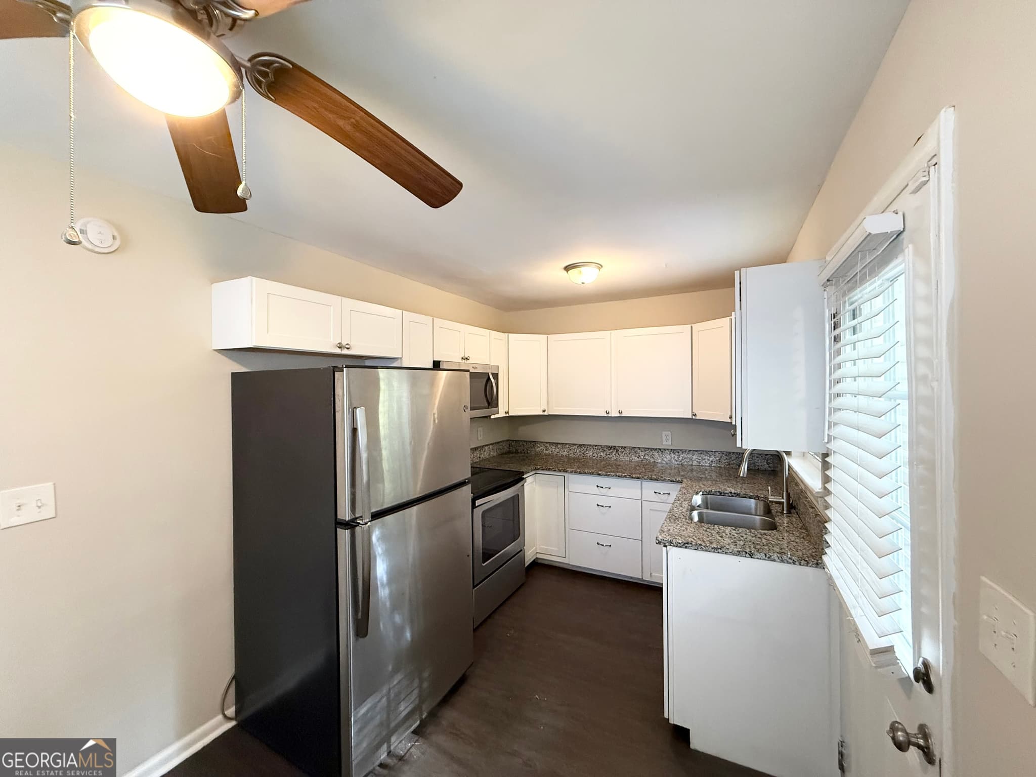 4 bedroom, 2 bathroom, 1,131 sq ft single family residence for sale at 2604 Bryant Drive, East Point, GA 30344 — photo 5