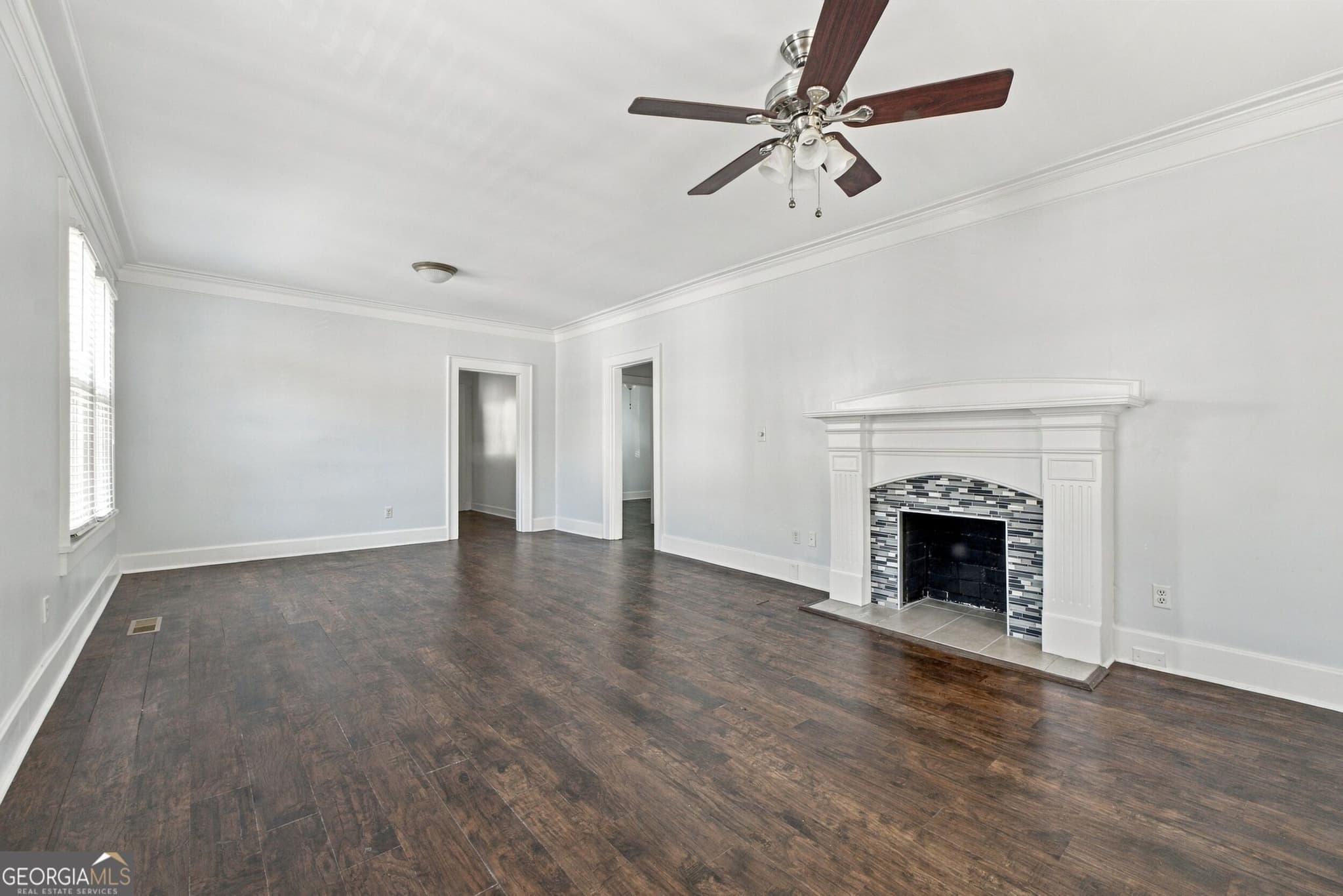 2 bedroom, 1 bathroom, 992 sq ft single family residence for sale at 1131 Dartmouth Street, Chattanooga, TN 37405 — photo 5