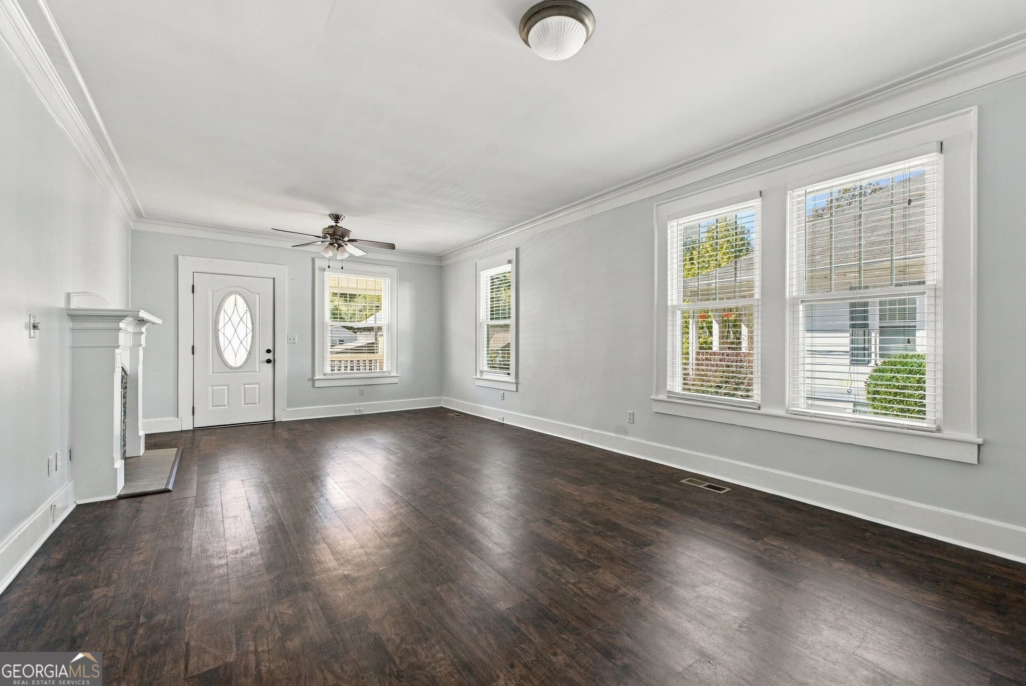 2 bedroom, 1 bathroom, 992 sq ft single family residence for sale at 1131 Dartmouth Street, Chattanooga, TN 37405 — photo 4