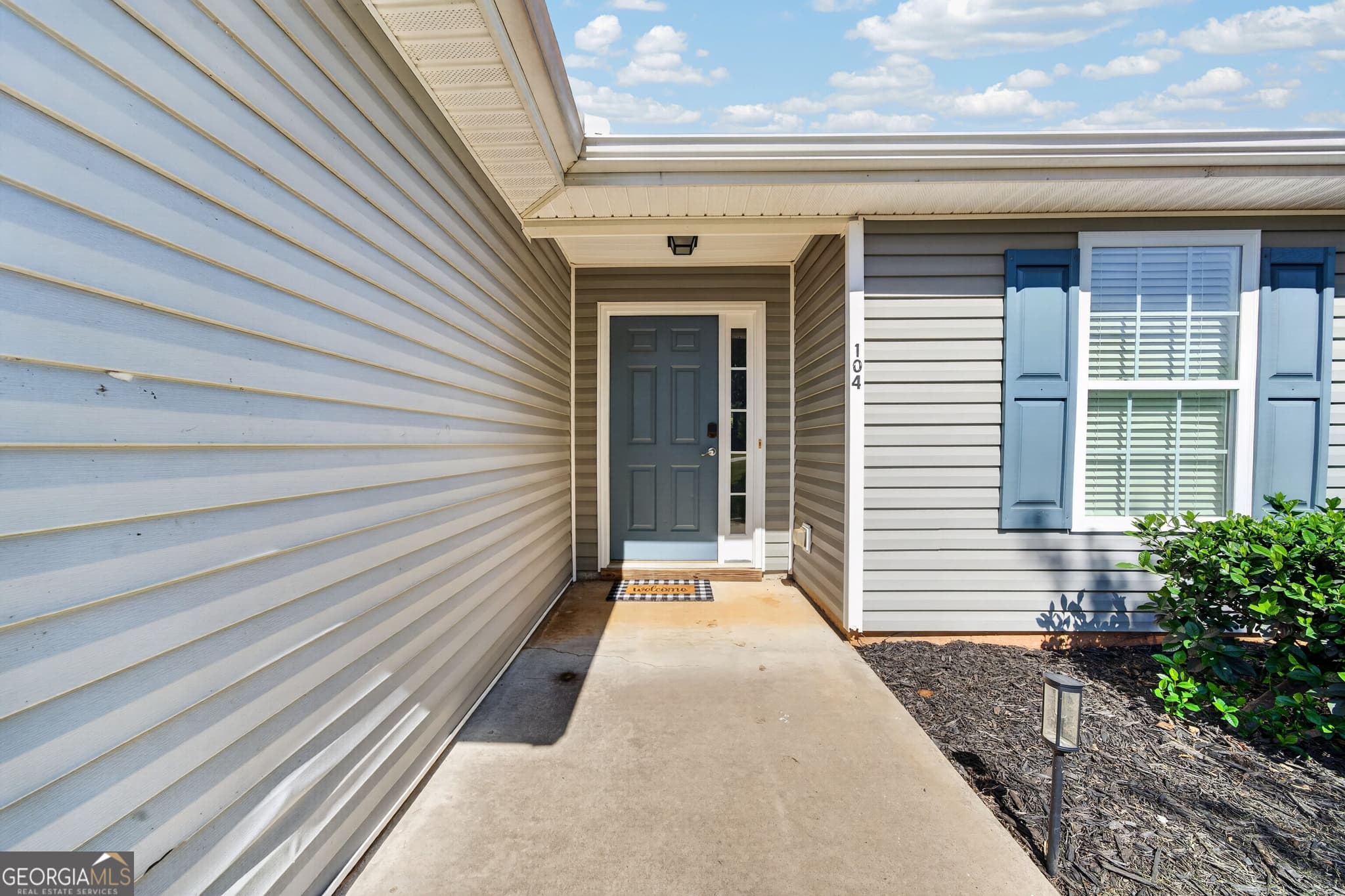 3 bedroom, 2 bathroom, 1,698 sq ft single family residence for sale at 104 Oconee Meadows Lane, Eatonton, GA 31024 — photo 6