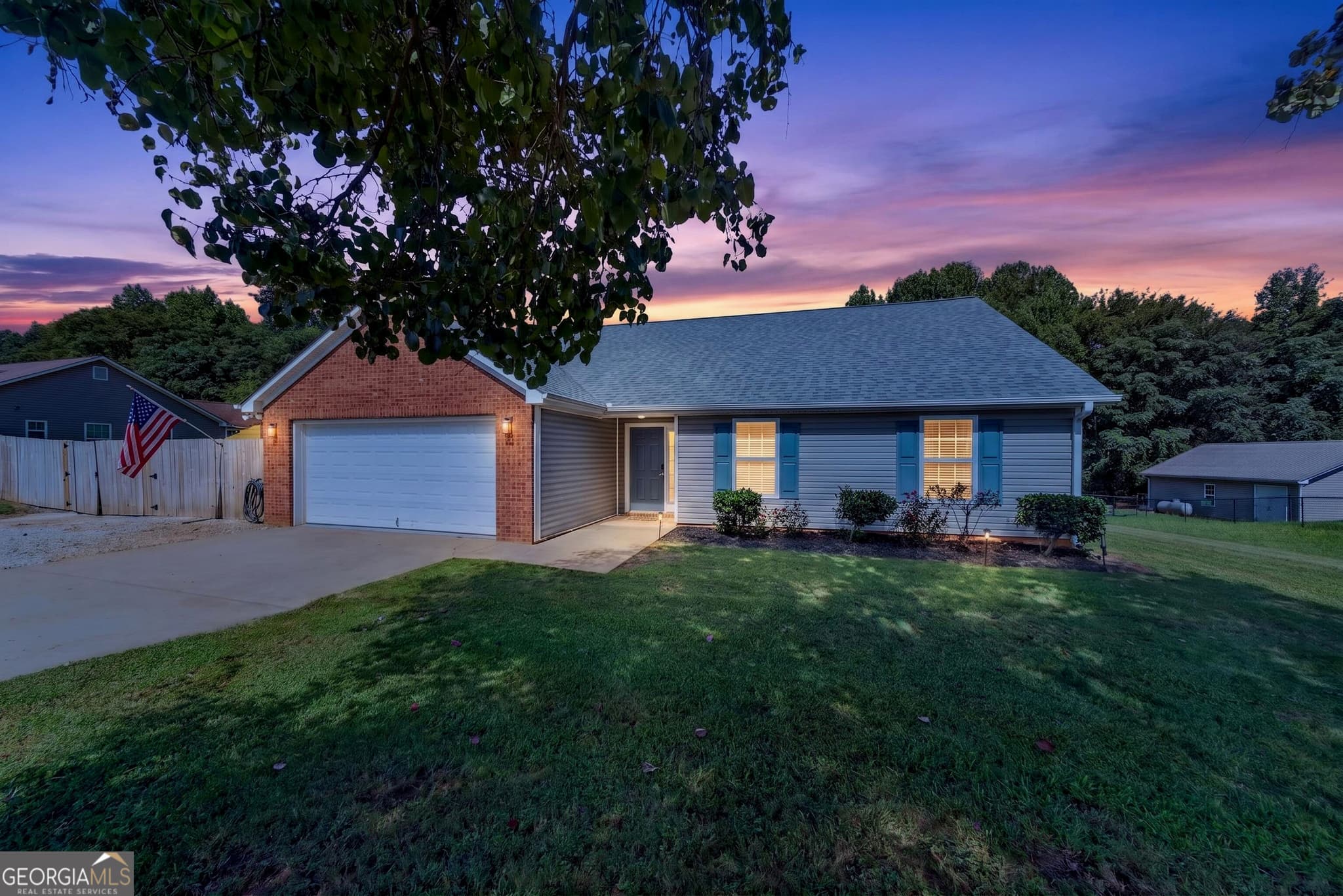 3 bedroom, 2 bathroom, 1,698 sq ft single family residence for sale at 104 Oconee Meadows Lane, Eatonton, GA 31024 — photo 4