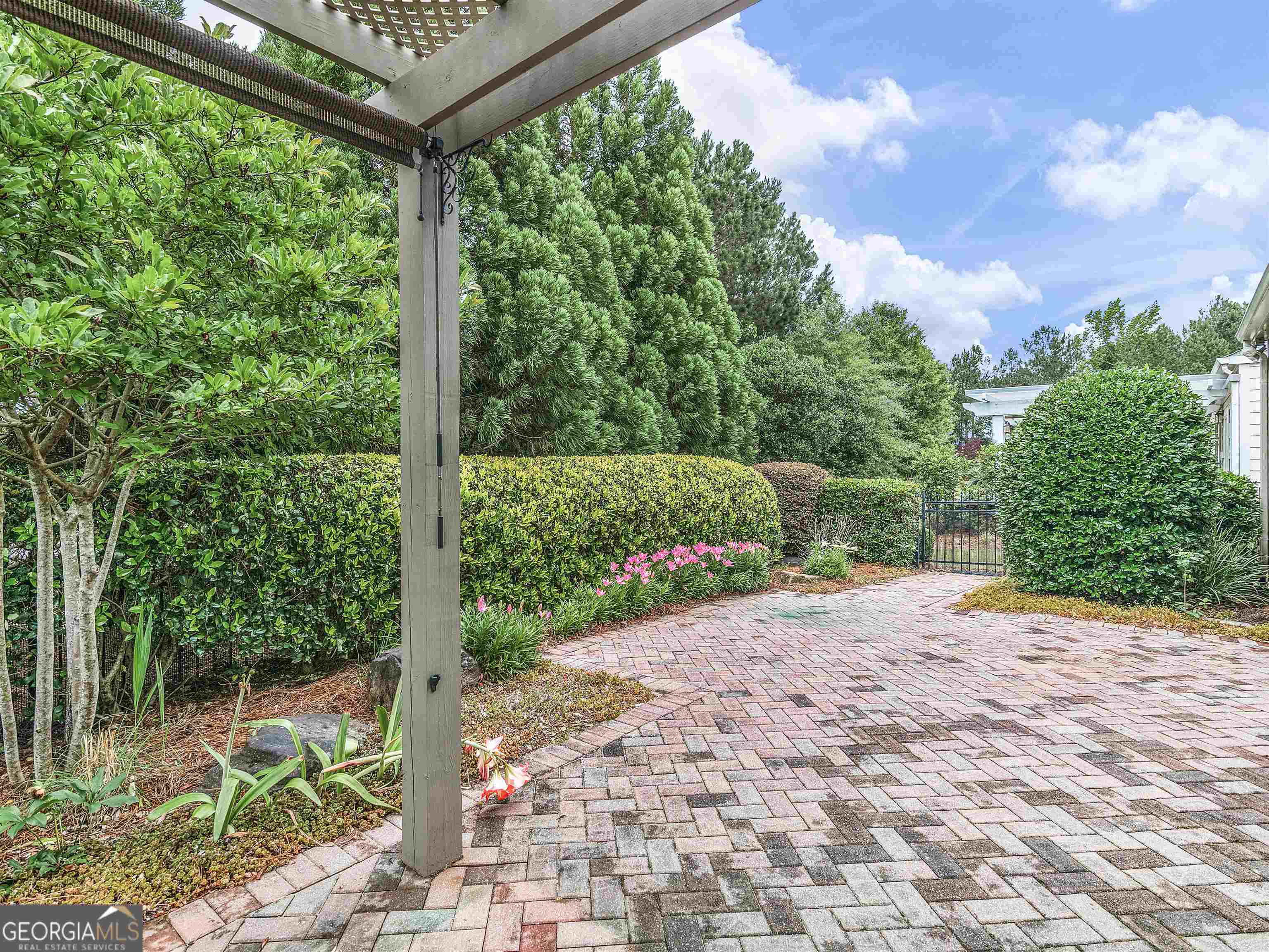 2 bedroom, 2 bathroom, 2,137 sq ft single family residence for sale at 111 Starflower Drive, Griffin, GA 30223 — photo 6