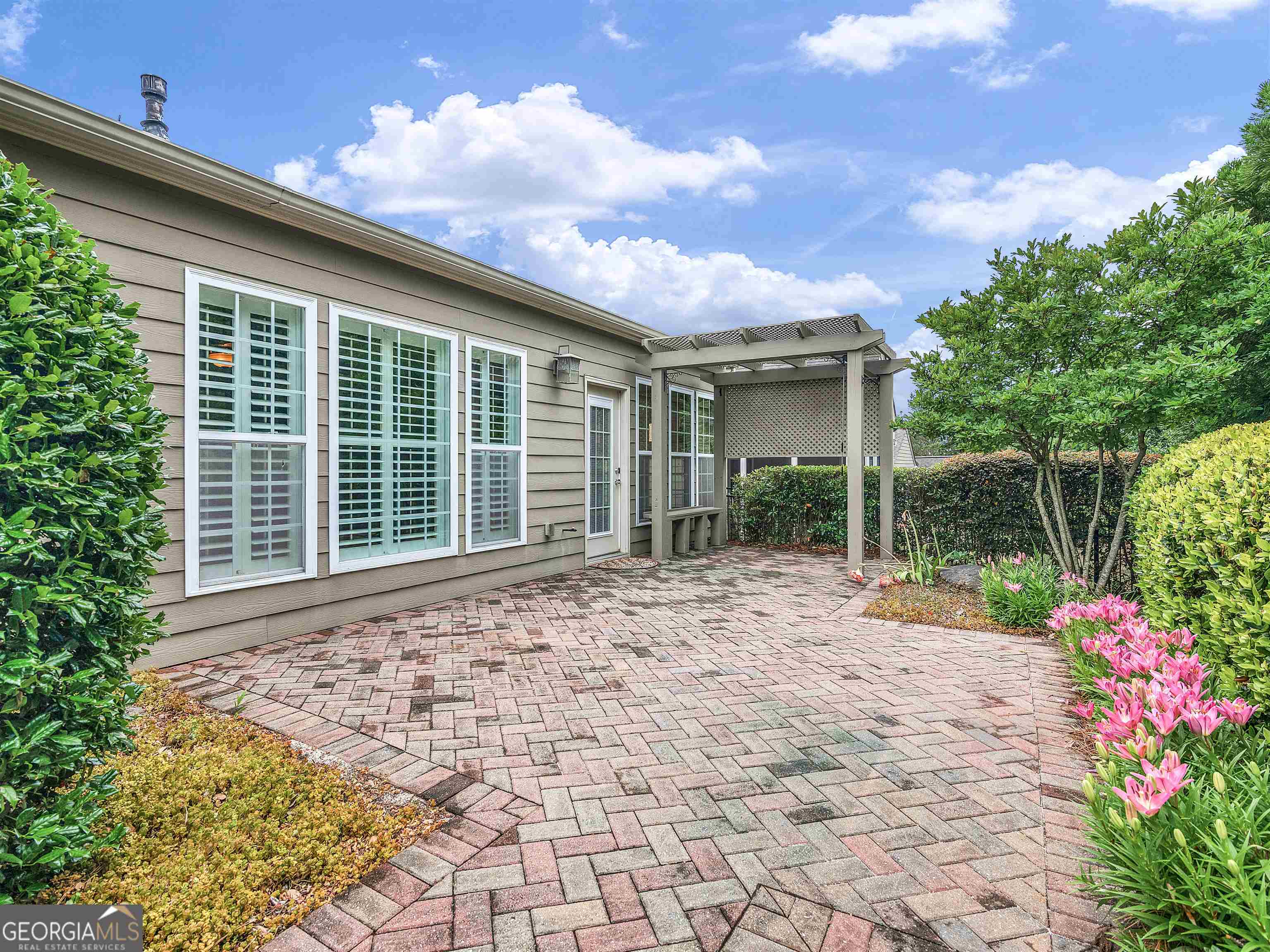 2 bedroom, 2 bathroom, 2,137 sq ft single family residence for sale at 111 Starflower Drive, Griffin, GA 30223 — photo 5
