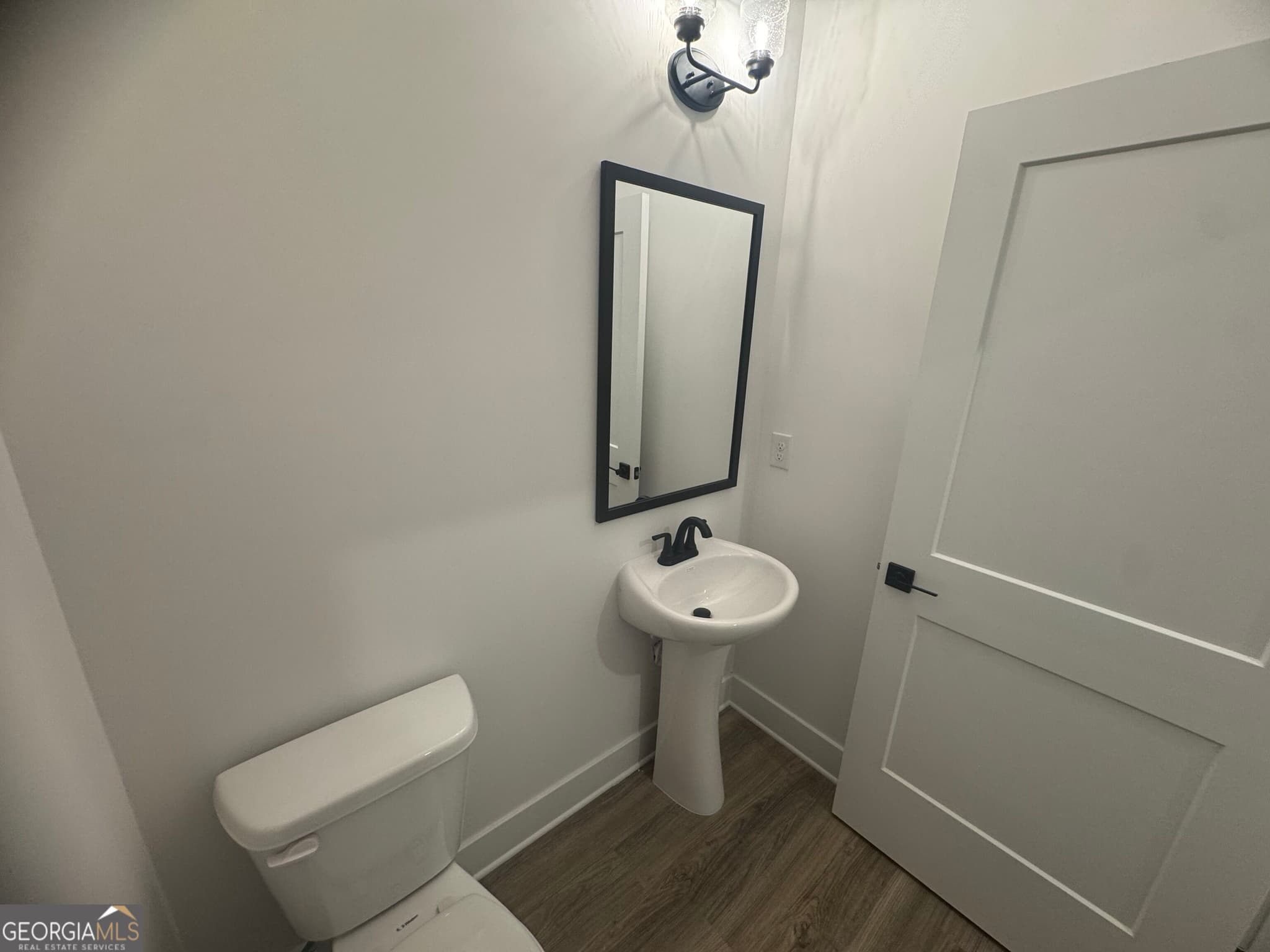 5 bedroom, 4.5 bathroom, 3,681 sq ft single family residence for sale at 158 Blackberry Court, Pendergrass, GA 30567 — photo 10