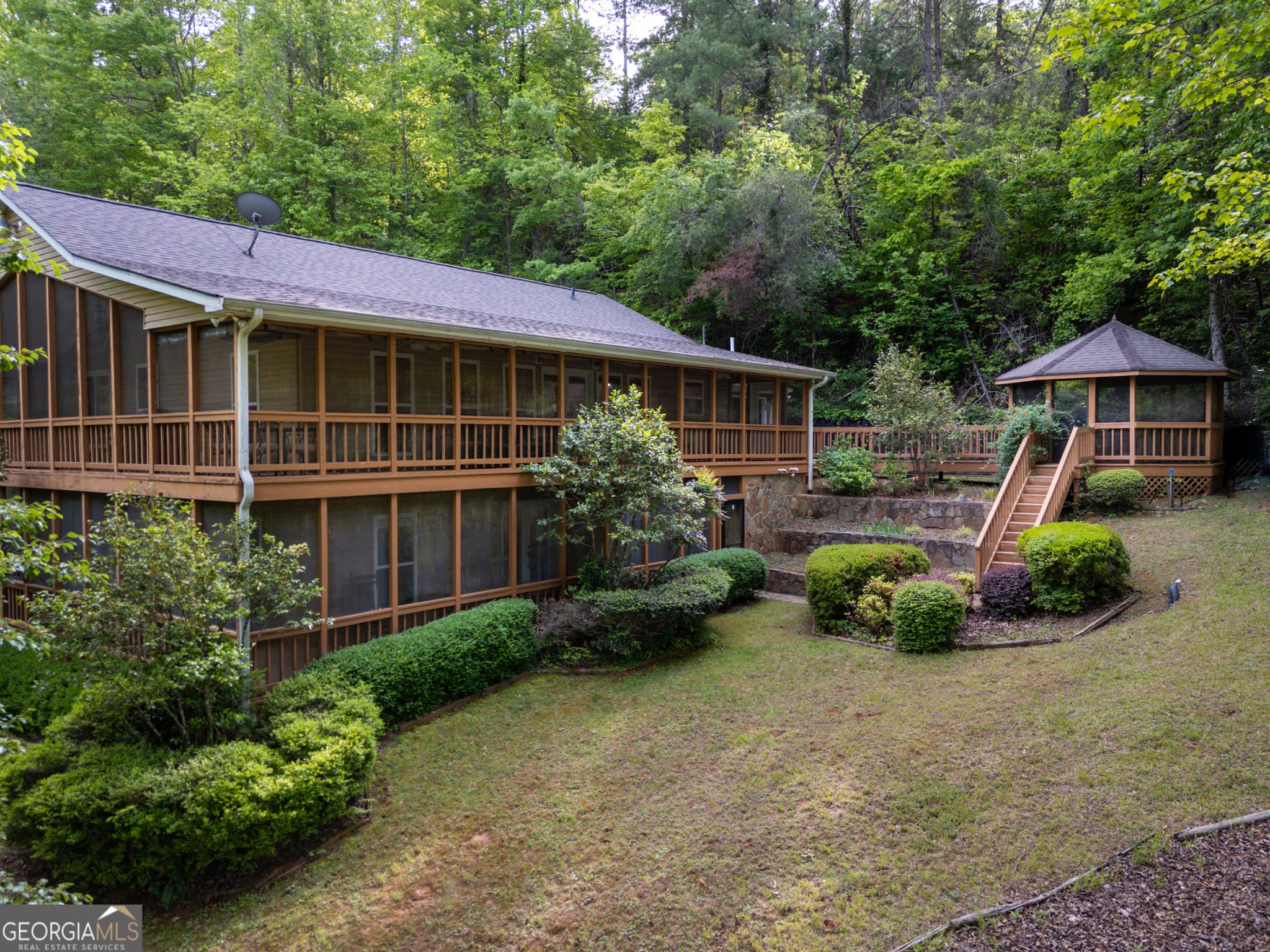 4 bedroom, 4 bathroom, 2,848 sq ft single family residence for sale at 200 Bahn Innsbruck, Helen, GA 30545 — photo 5