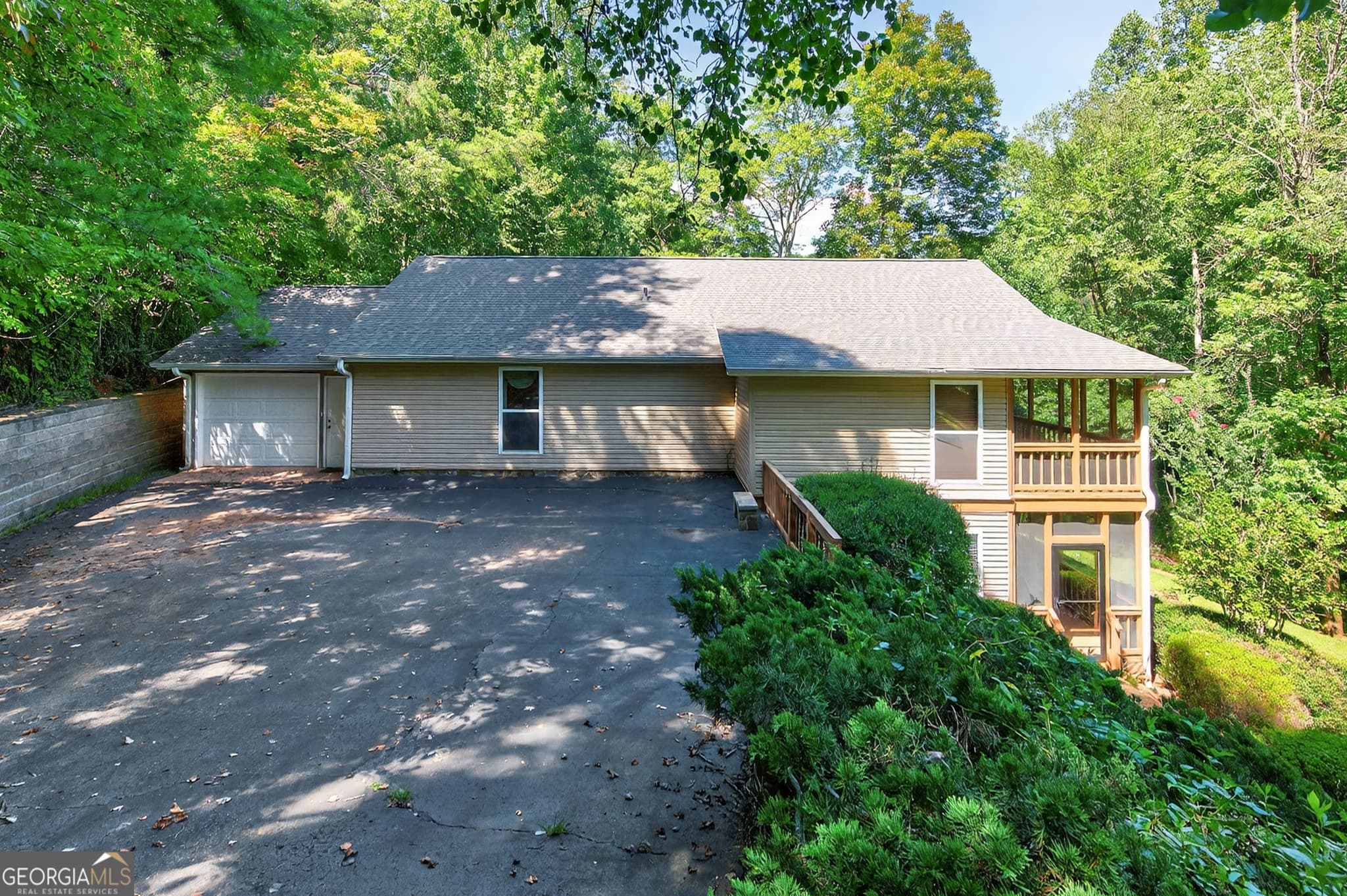 4 bedroom, 4 bathroom, 2,848 sq ft single family residence for sale at 200 Bahn Innsbruck, Helen, GA 30545 — photo 8