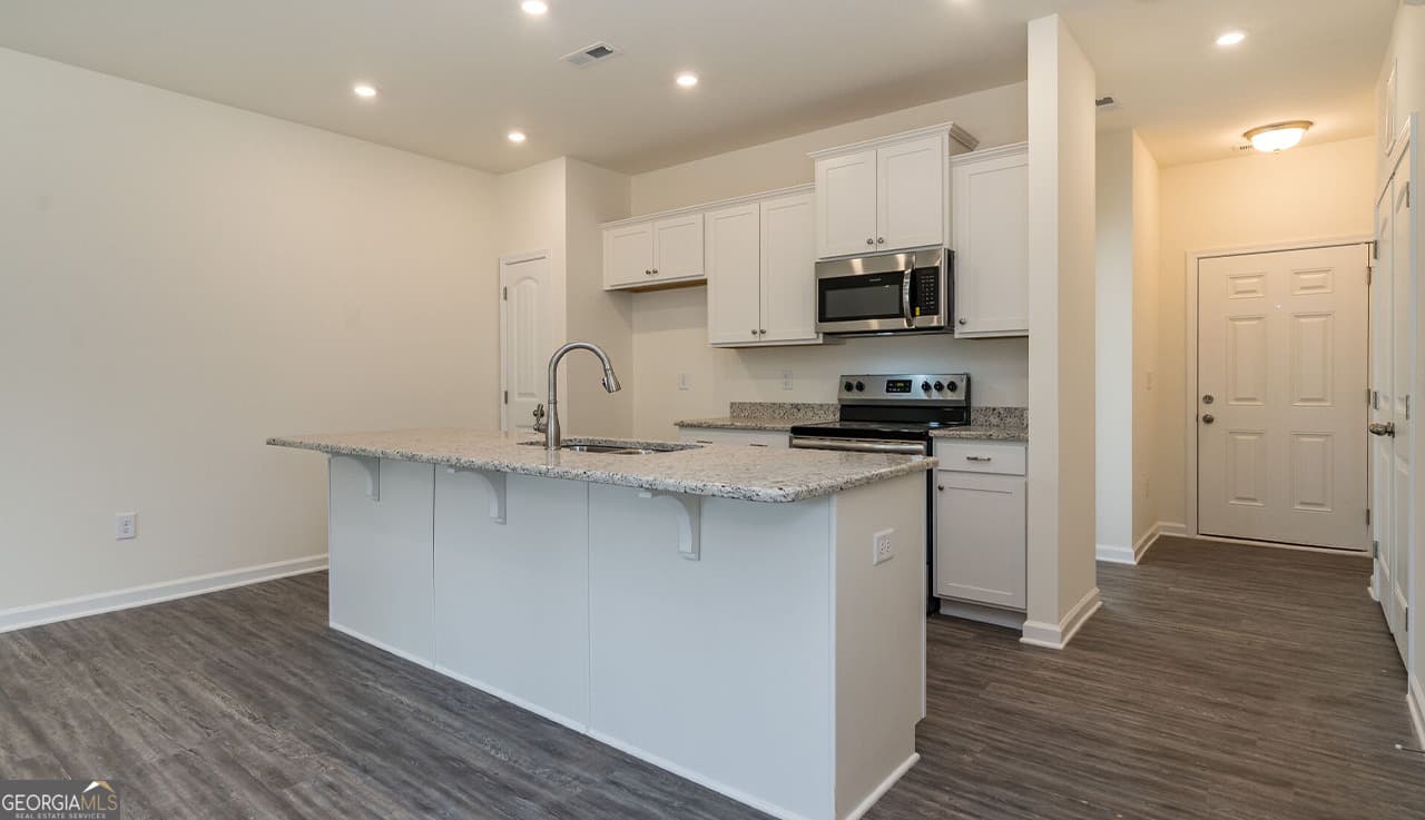 3 bedroom, 2 bathroom, 1,202 sq ft single family residence for sale at 126 Cottage Court LOT 8A, Thomaston, GA 30286 — photo 3