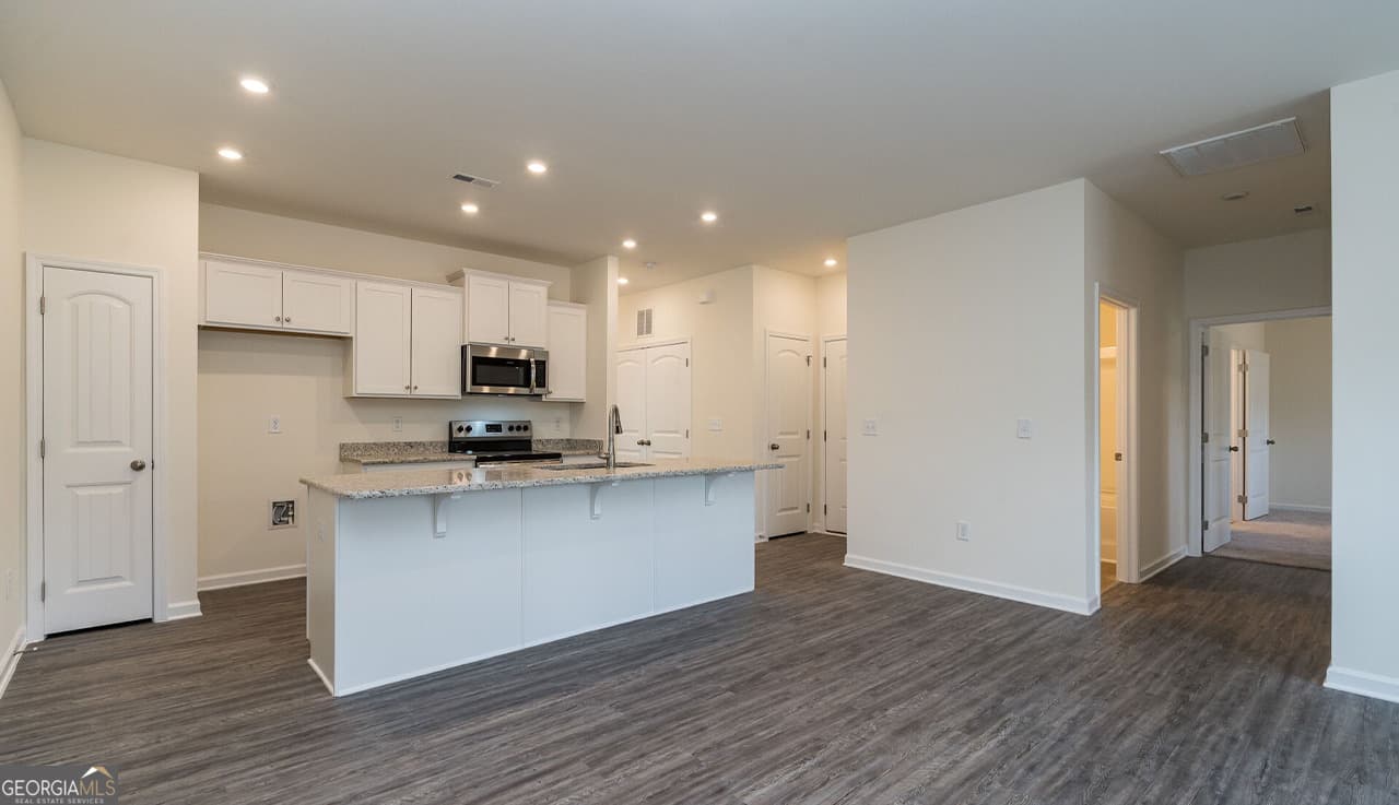 3 bedroom, 2 bathroom, 1,202 sq ft single family residence for sale at 126 Cottage Court LOT 8A, Thomaston, GA 30286 — photo 5