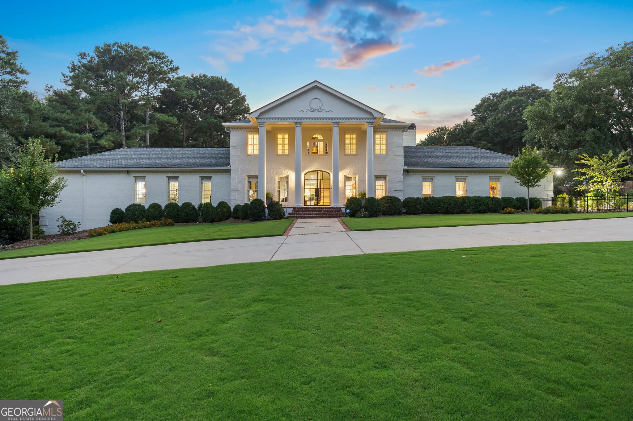 5 bedroom, 4.5 bathroom, 8,224 sq ft single family residence for sale at 1900 Crystal Hills Drive, Athens, GA 30606 — photo 1 of 111