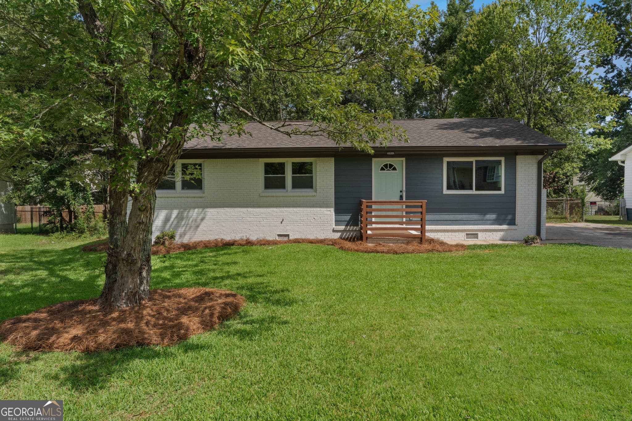 4 bedroom, 2 bathroom, 1,654 sq ft single family residence for sale at 2718 Somerton Drive, Morrow, GA 30260 — photo 1 of 46