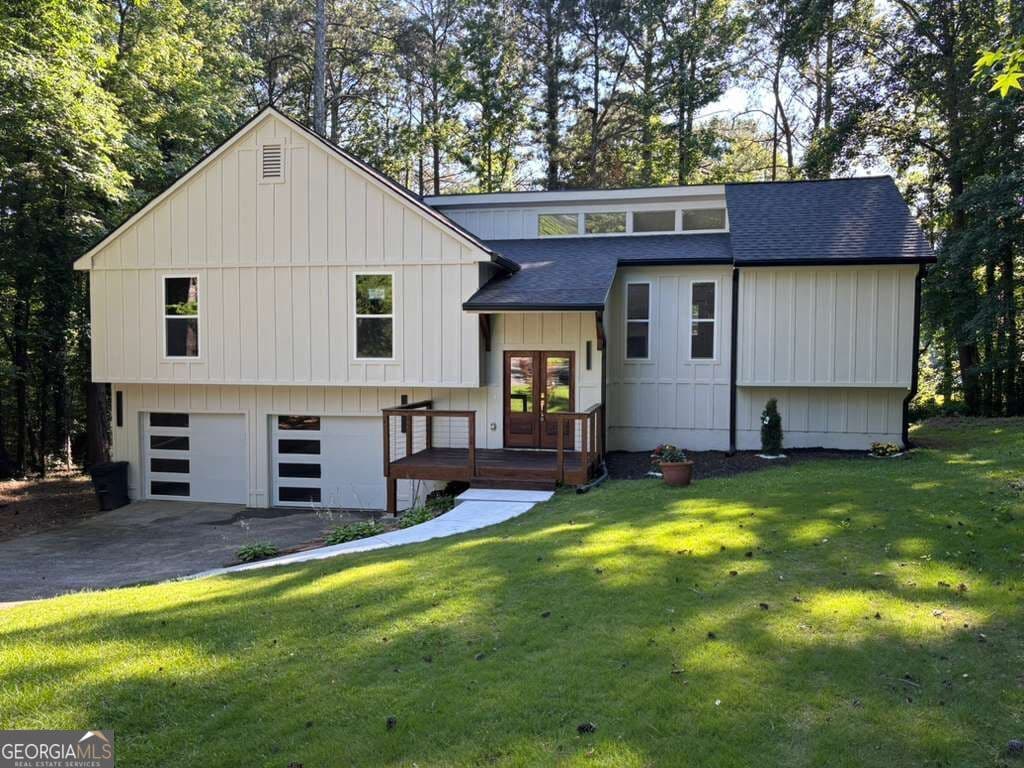 4 bedroom, 3 bathroom, 2,500 sq ft single family residence sold at 2501 Jacobs Court, Marietta, GA 30068