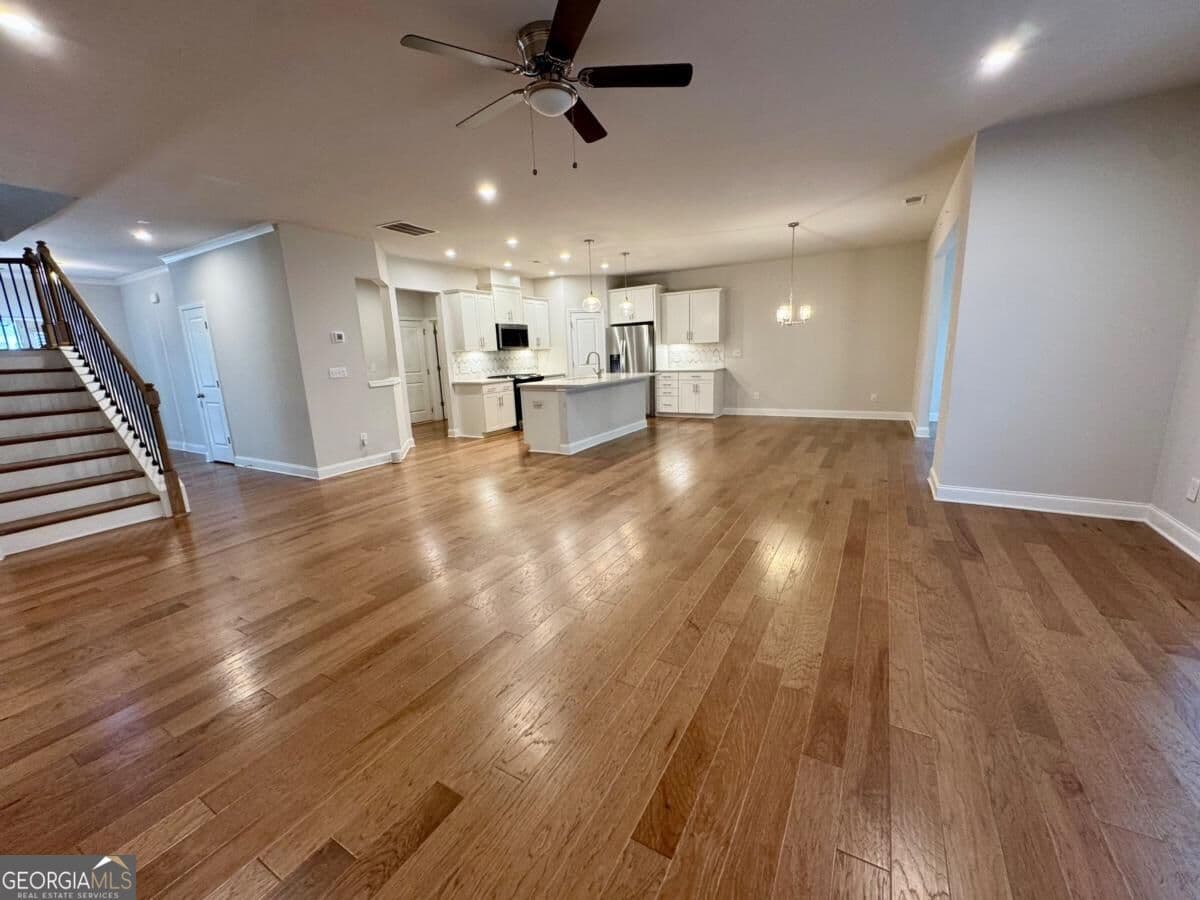 4 bedroom, 2.5 bathroom, 3,048 sq ft single family residence for sale at 72 Riverclub Road, Acworth, GA 30101 — photo 3