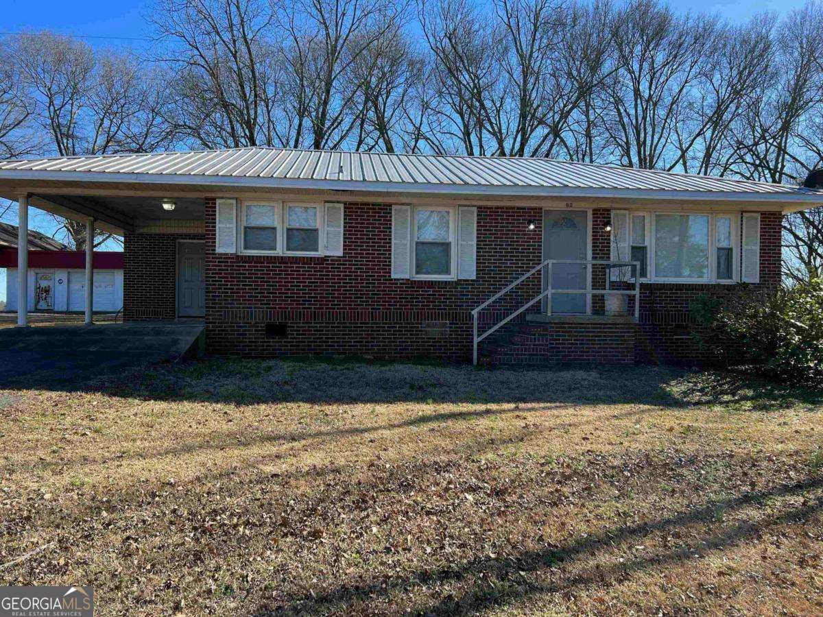 2 bedroom, 1 bathroom, 925 sq ft single family residence for rent at 60 Azalea Drive, Royston, GA 30662 for $1,199 a month
