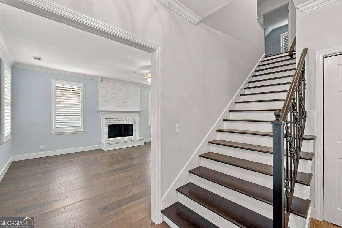 3 bedroom, 2.5 bathroom, 1,909 sq ft single family residence for sale at 105 E Commons Drive, St. Simons, GA 31522 — photo 7