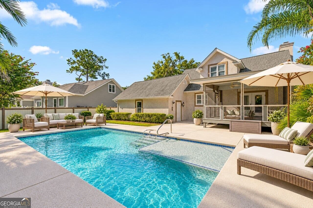 3 bedroom, 2.5 bathroom, 1,909 sq ft single family residence for sale at 105 E Commons Drive, St. Simons, GA 31522 — photo 3