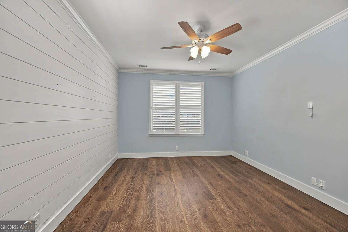 3 bedroom, 2.5 bathroom, 1,909 sq ft single family residence for sale at 105 E Commons Drive, St. Simons, GA 31522 — photo 10