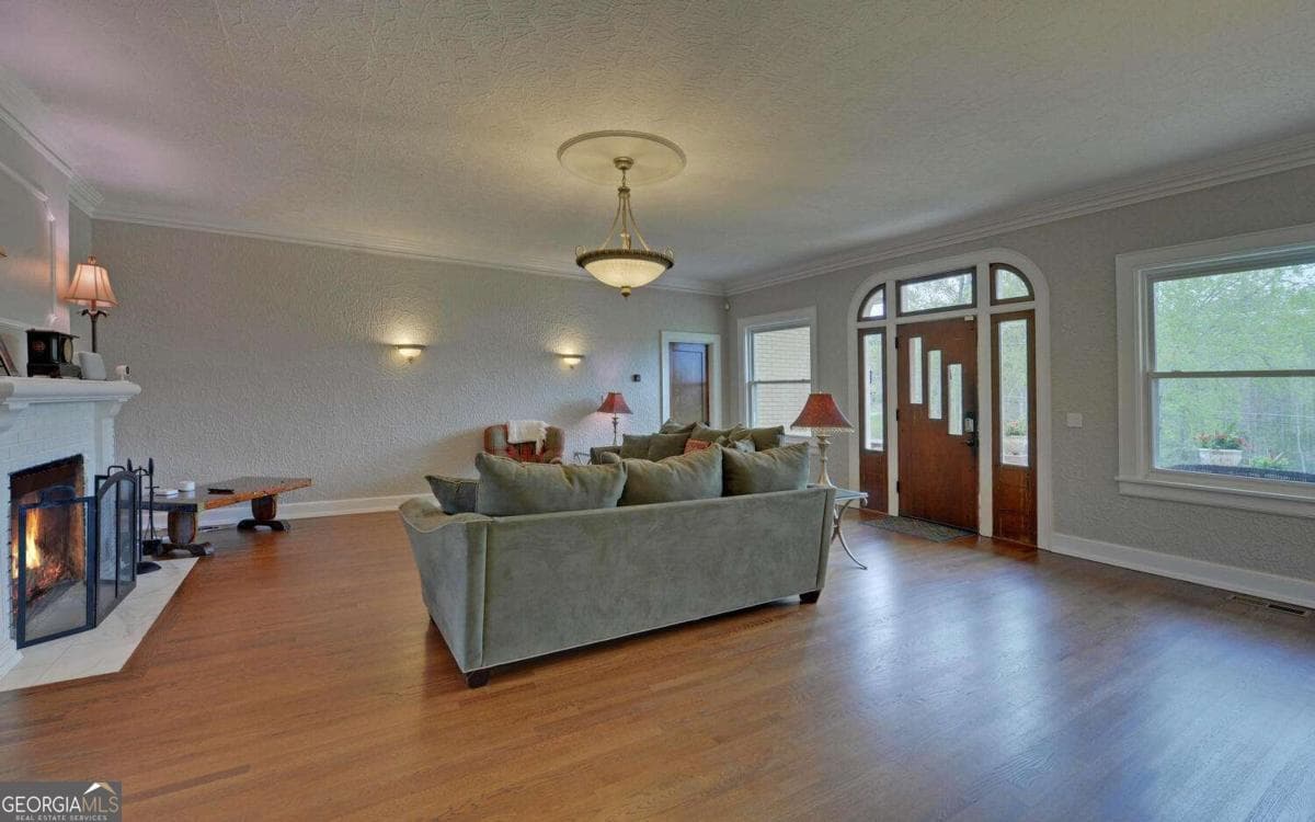 5 bedroom, 2.5 bathroom, 3,873 sq ft single family residence for sale at 2465 Blue Ridge Drive, Blue Ridge, GA 30513 — photo 6
