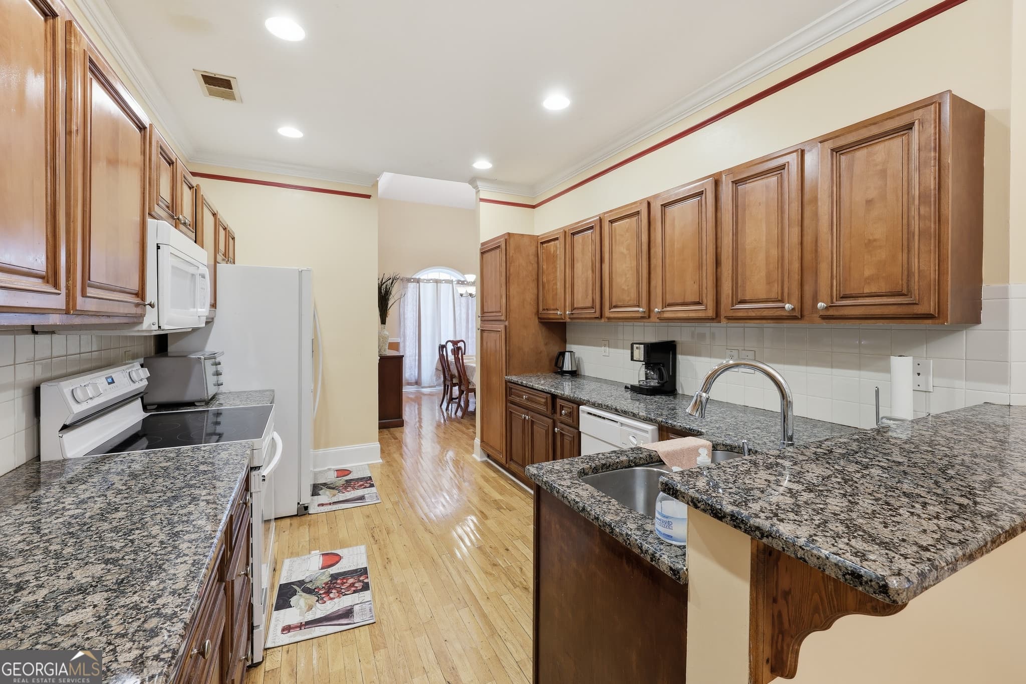 5 bedroom, 5.5 bathroom, 3,200 sq ft single family residence for rent at 4168 Connor Drive, Ellenwood, GA 30294 for $4,495 a month — photo 7