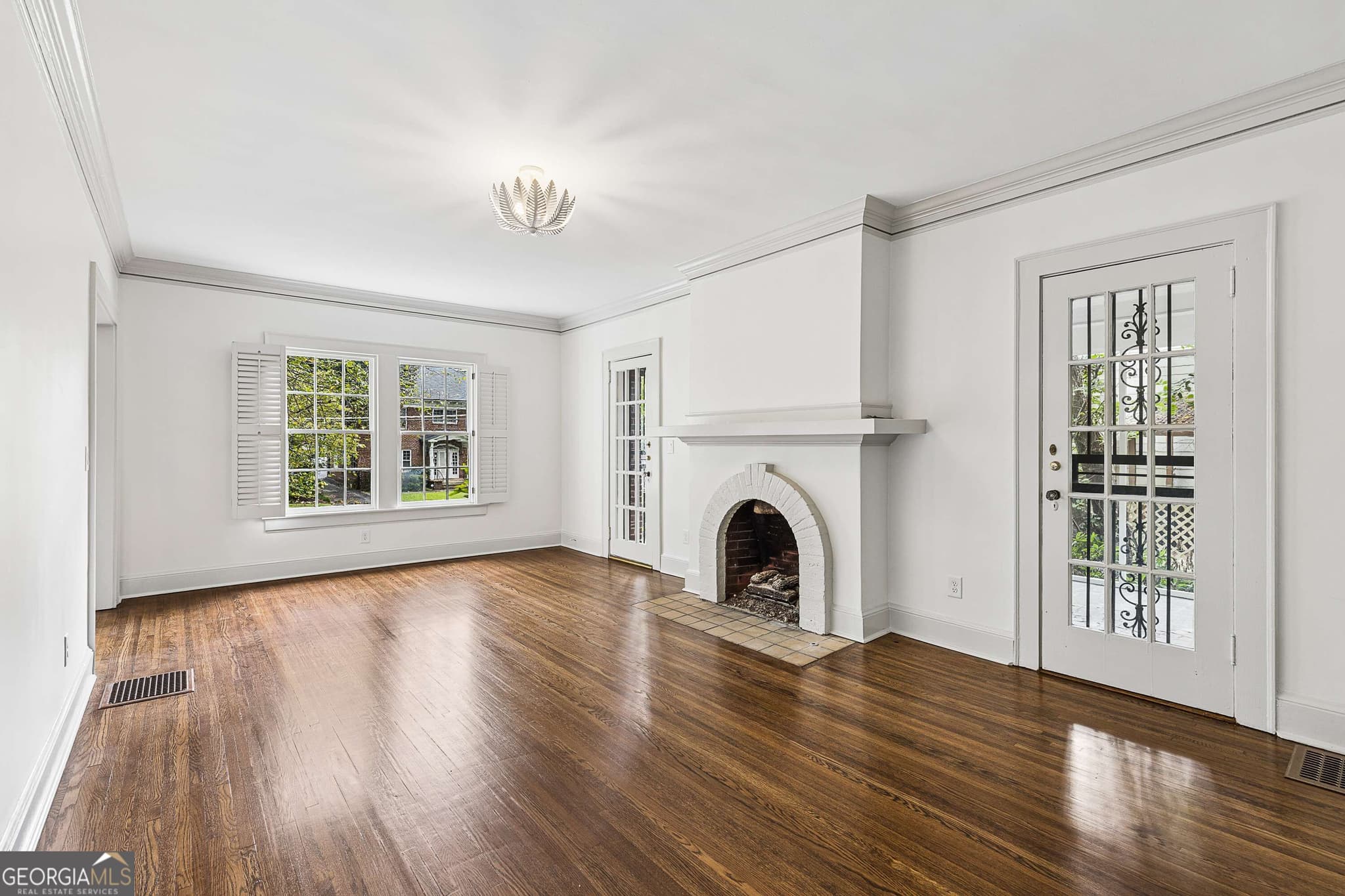 4 bedroom, 2.5 bathroom, 2,418 sq ft single family residence for rent at 197 Bolling Road, Atlanta, GA 30305 for $6,500 a month — photo 9