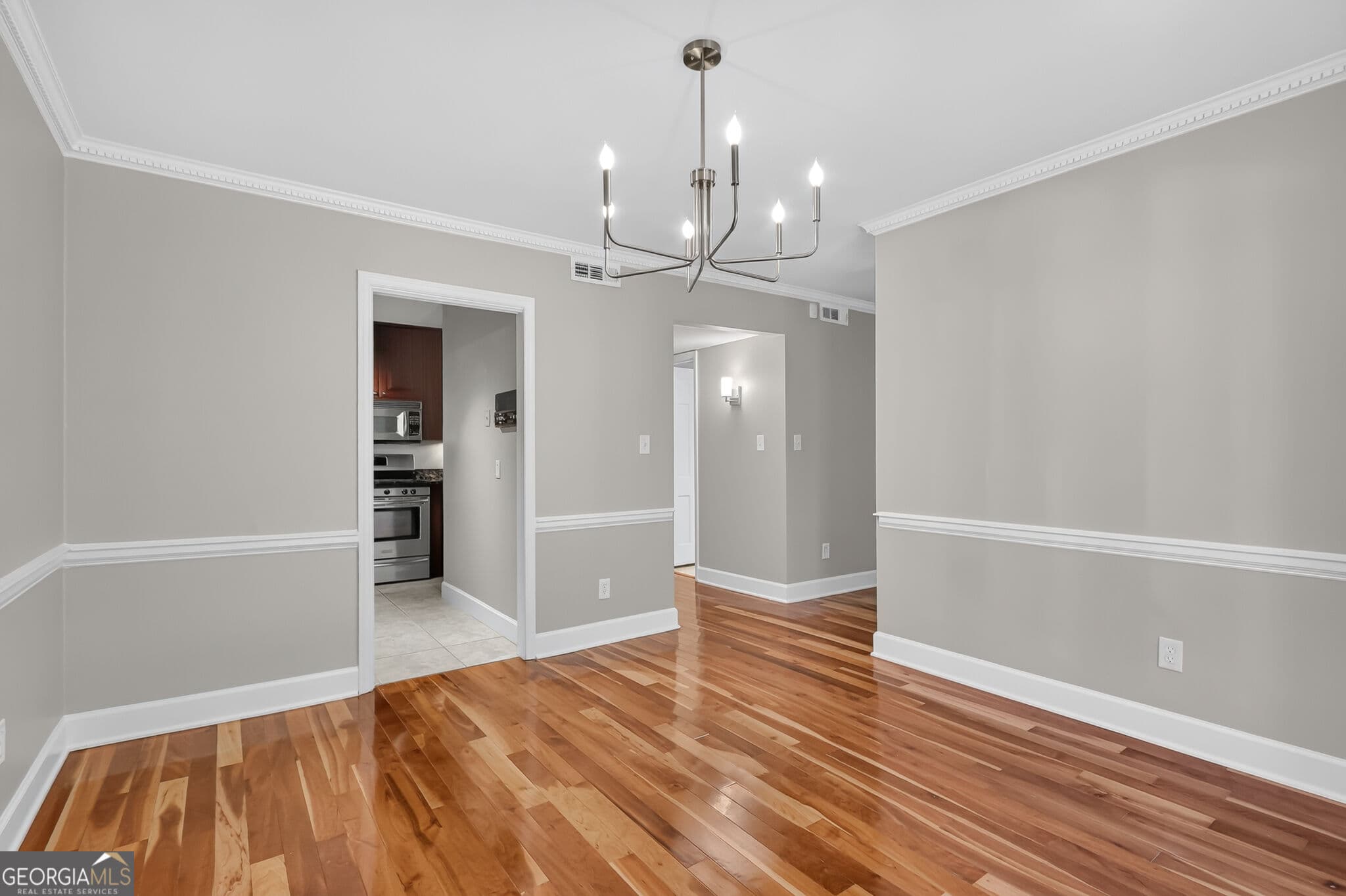 3 bedroom, 3 bathroom, 2,164 sq ft townhouse for sale at 4620 Wieuca Road 41, Atlanta, GA 30342 — photo 7