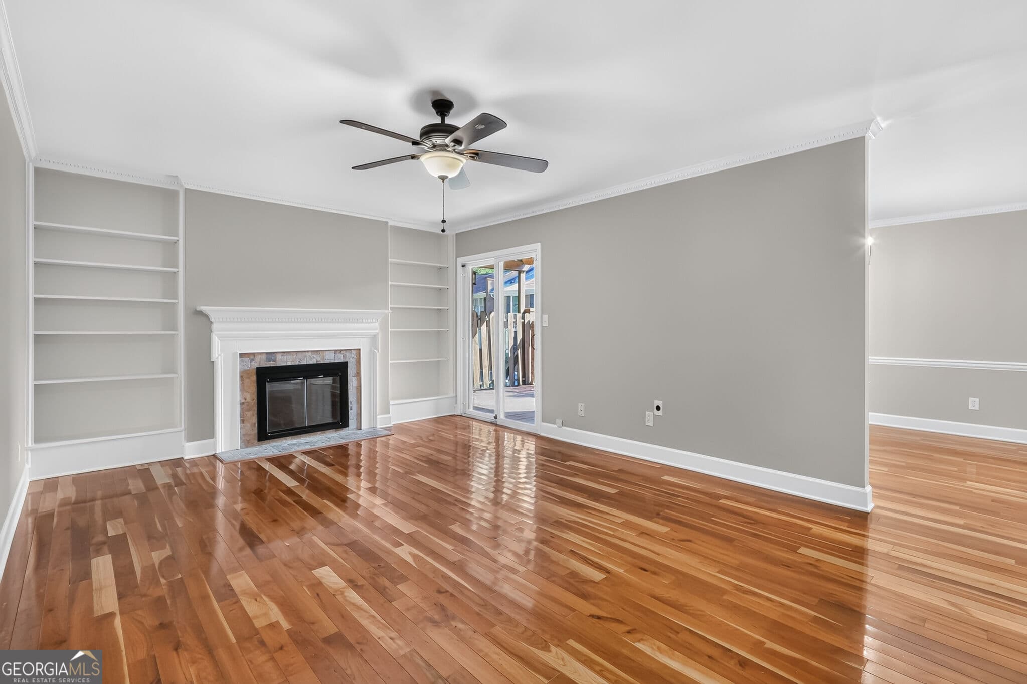 3 bedroom, 3 bathroom, 2,164 sq ft townhouse for sale at 4620 Wieuca Road 41, Atlanta, GA 30342 — photo 4