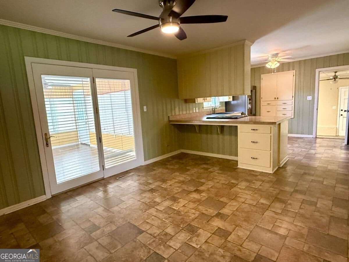 3 bedroom, 2 bathroom, 1,836 sq ft single family residence under contract at 506 E 26Th Avenue, Cordele, GA 31015 — photo 9