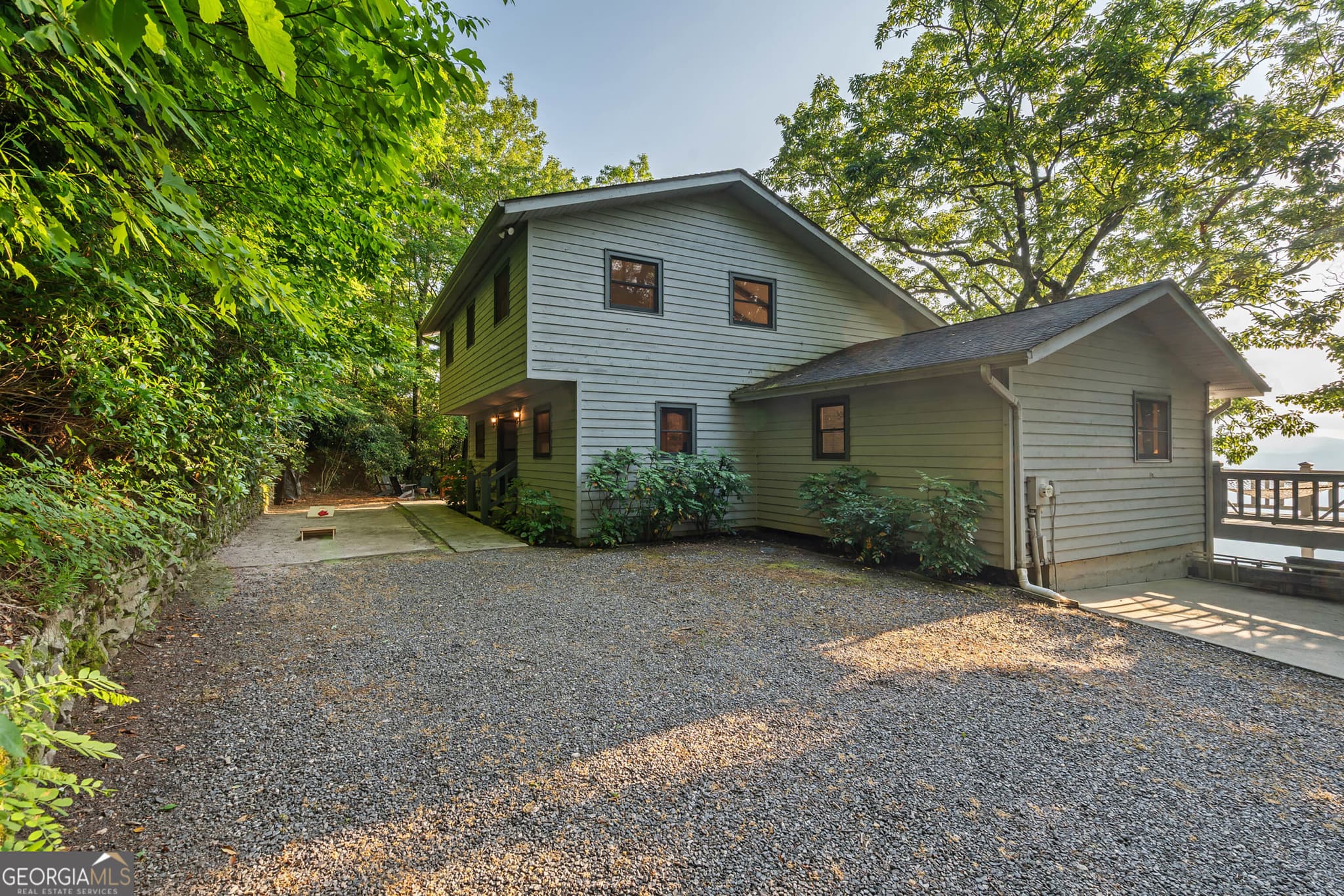 4 bedroom, 3 bathroom, 3,274 sq ft single family residence for sale at 614 Charmont Drive, Tiger, GA 30576 — photo 7