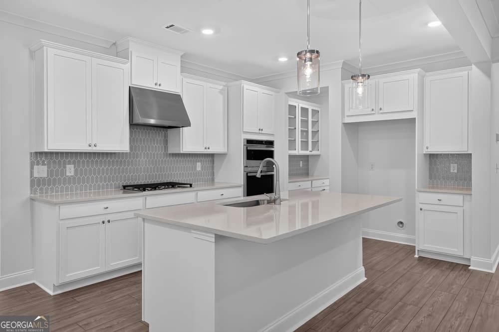 5 bedroom, 4.5 bathroom single family residence for sale at 8935 Avonbrook Close, Ball Ground, GA 30107 — photo 2