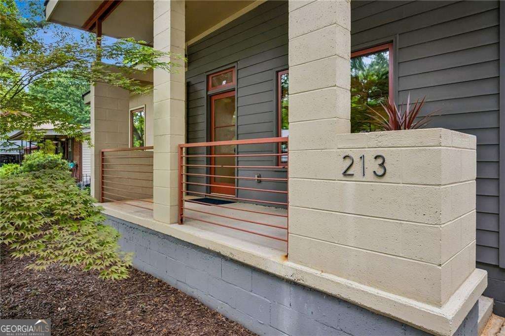 3 bedroom, 2.5 bathroom, 2,021 sq ft single family residence sold at 213 Murray Hill Avenue, Atlanta, GA 30317