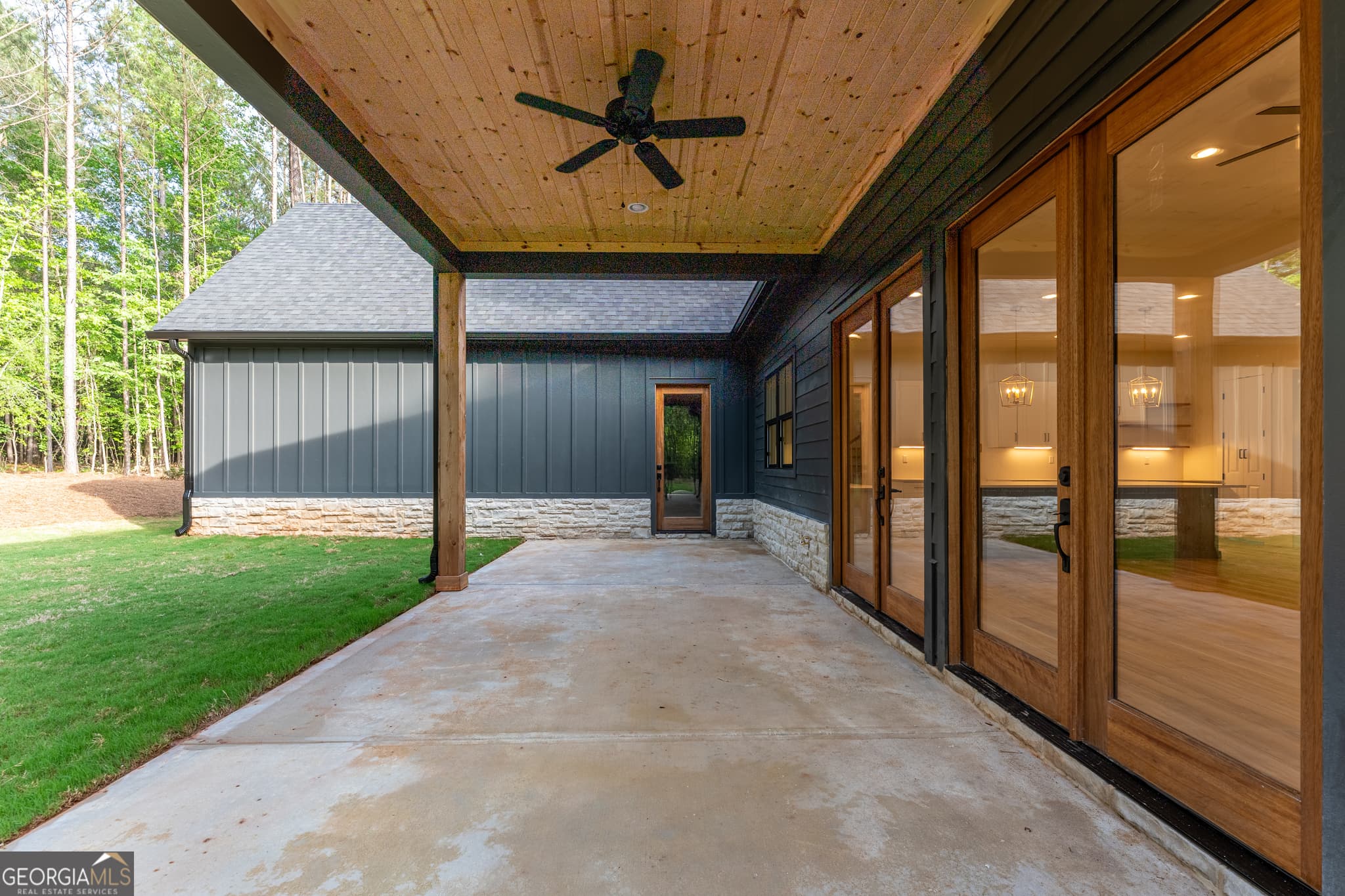 5 bedroom, 4 bathroom, 3,230 sq ft single family residence for sale at 361 Scuffleboro Road, Eatonton, GA 31024 — photo 10