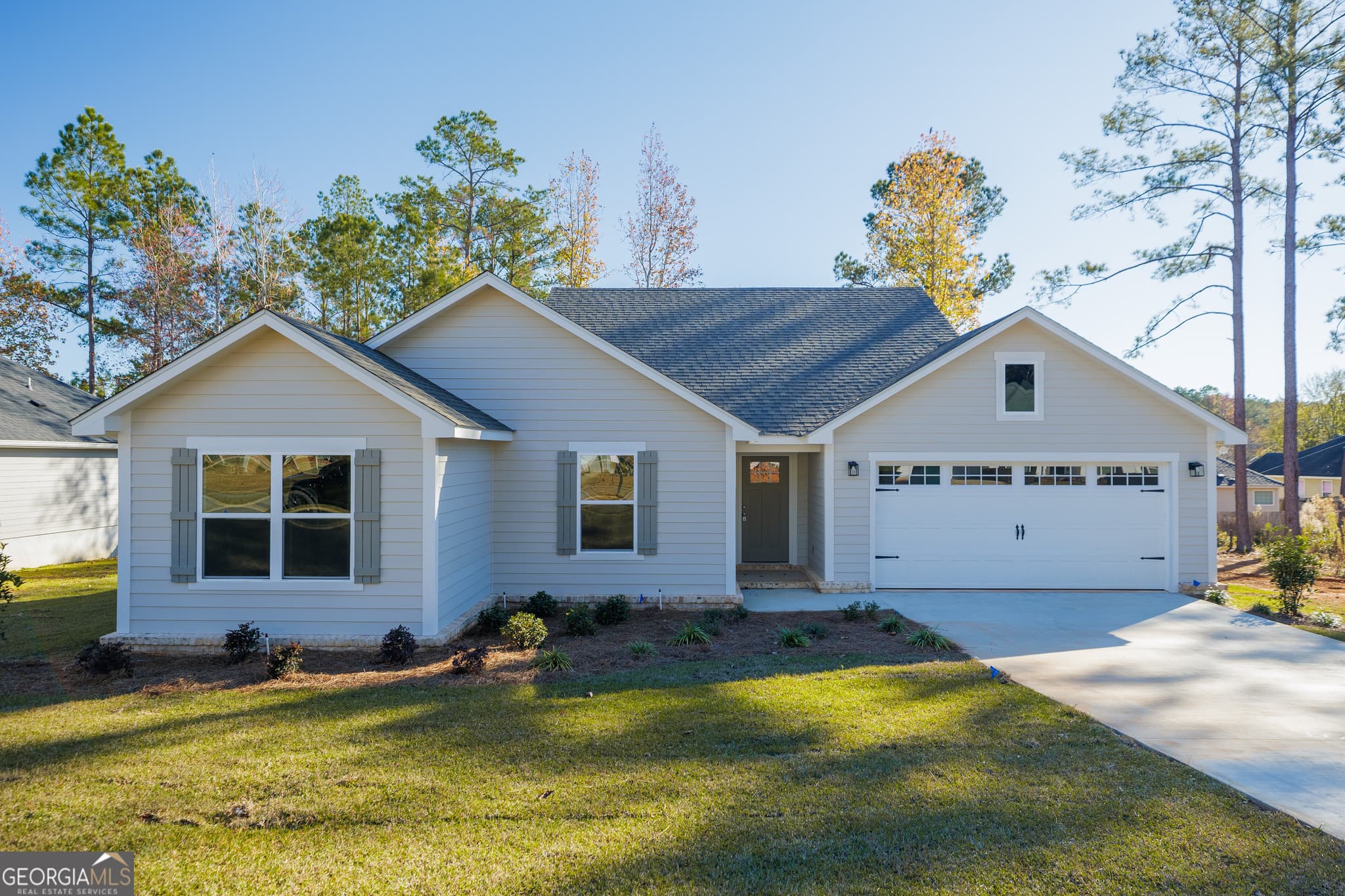 4 bedroom, 3 bathroom, 1,850 sq ft single family residence sold at 4230 Whithorn Way, Valdosta, GA 31605