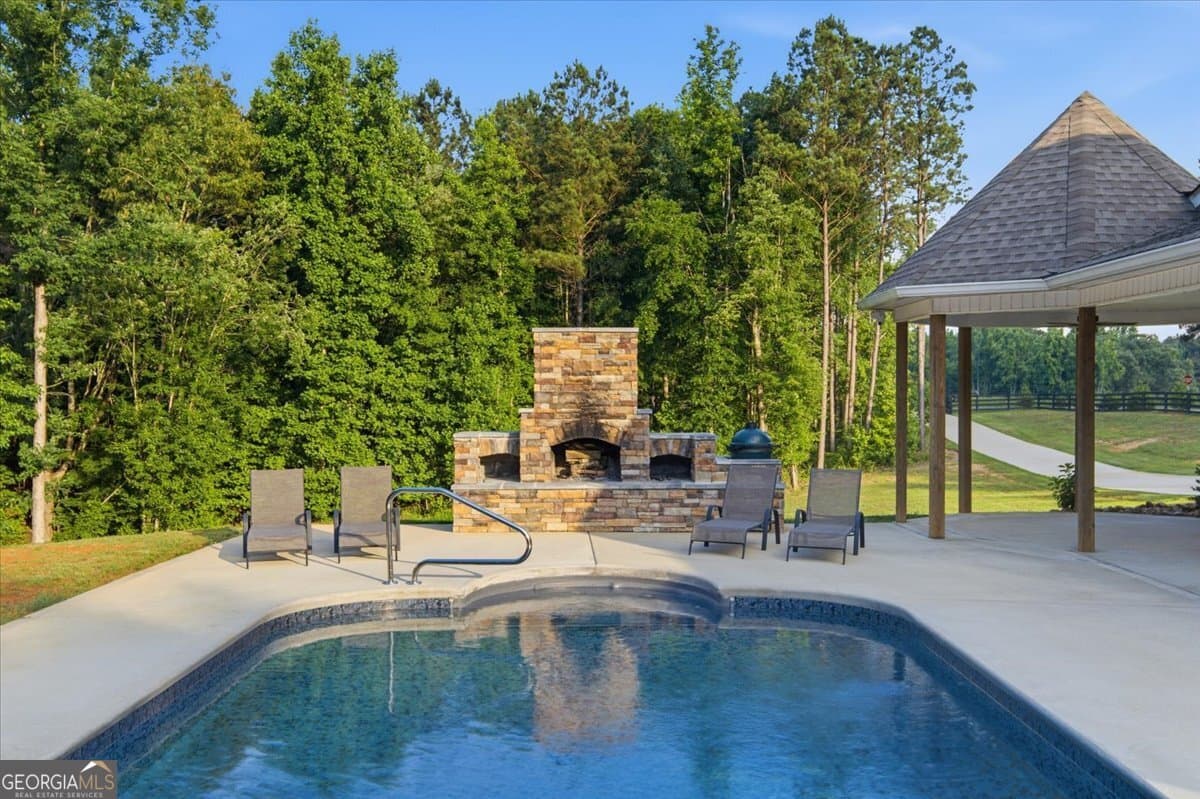 4 bedroom, 2 bathroom, 1,691 sq ft single family residence for sale at 1950 Mountain View Road, Buchanan, GA 30113 — photo 9