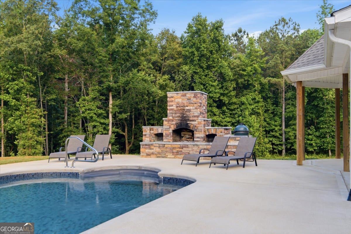 4 bedroom, 2 bathroom, 1,691 sq ft single family residence for sale at 1950 Mountain View Road, Buchanan, GA 30113 — photo 10