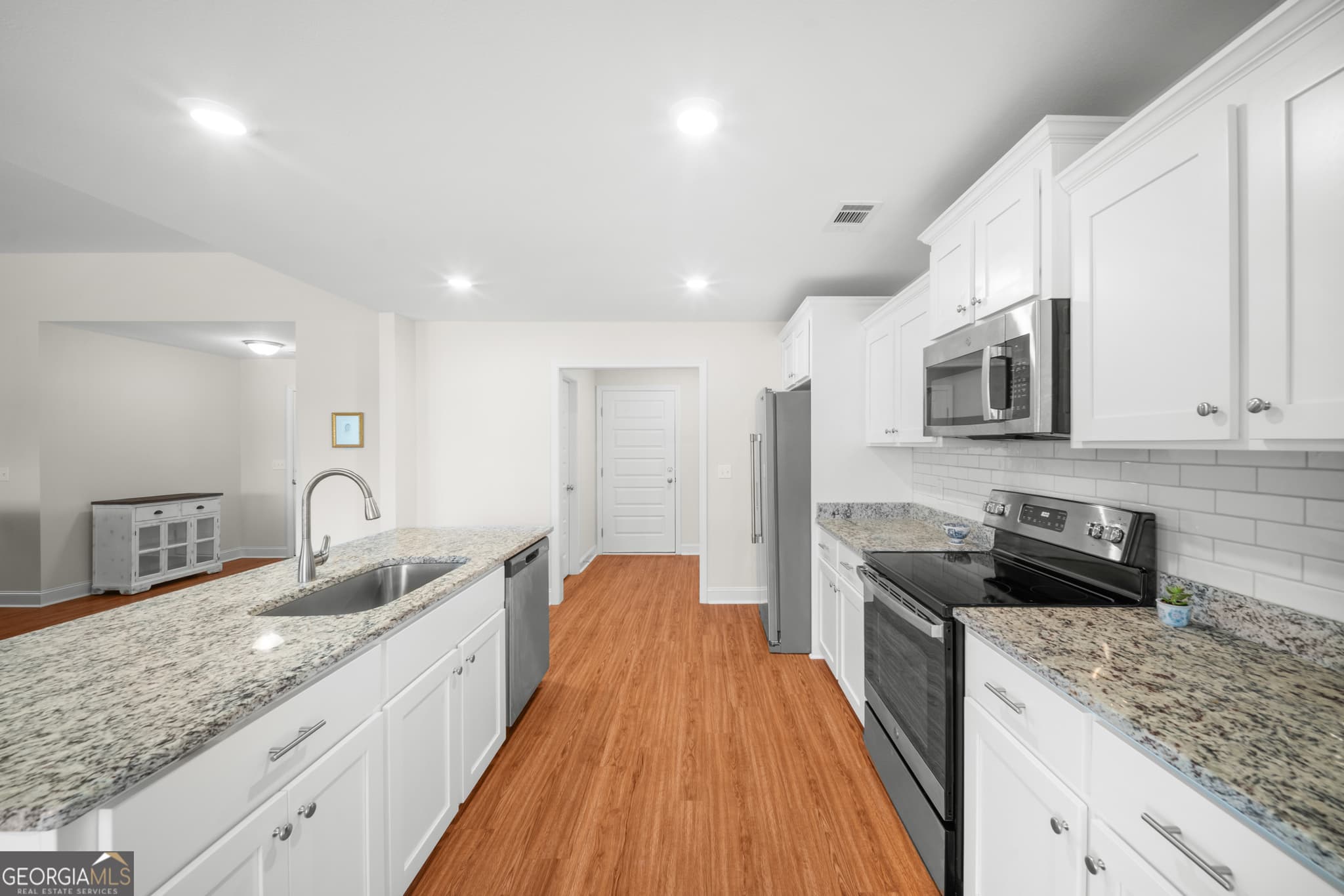 4 bedroom, 2 bathroom, 1,926 sq ft single family residence for sale at 506 Doyle Lane, Statesboro, GA 30458 — photo 10