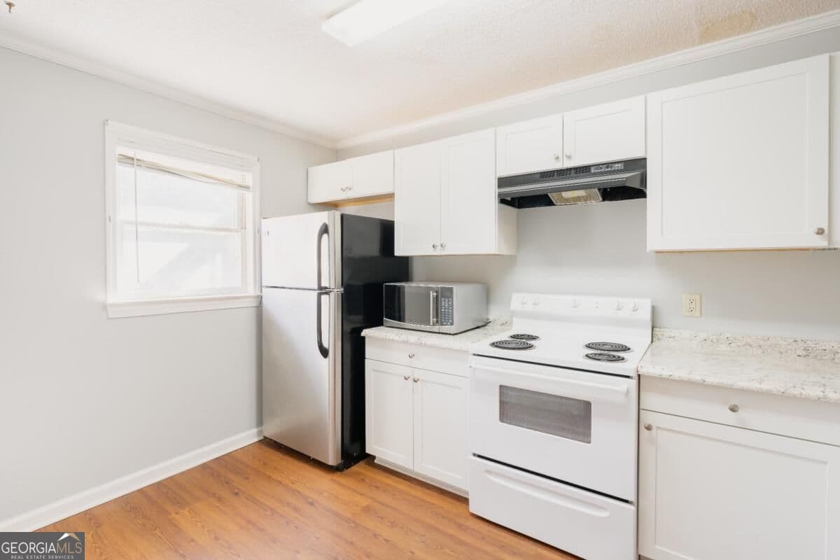 2 bedroom, 2 bathroom, 1,260 sq ft condominium for sale at 2505 Broad Street 323, Athens, GA 30606 — photo 3