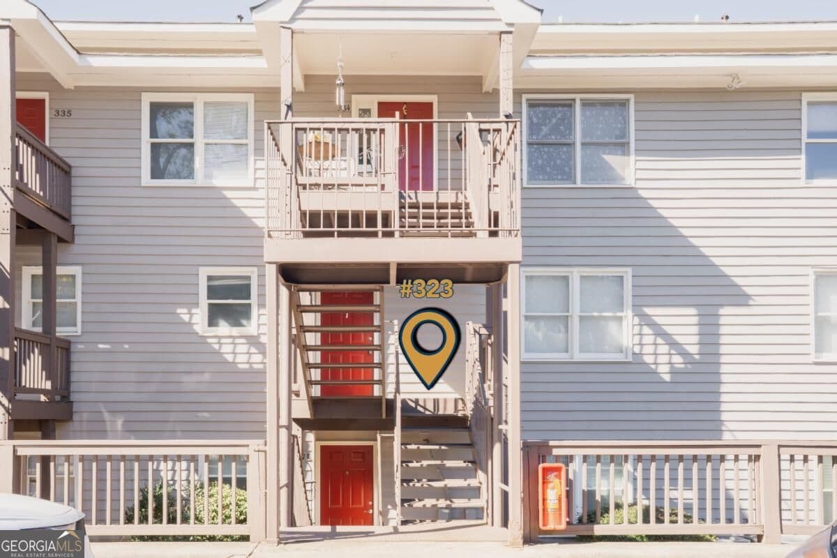 2 bedroom, 2 bathroom, 1,260 sq ft condominium for sale at 2505 Broad Street 323, Athens, GA 30606
