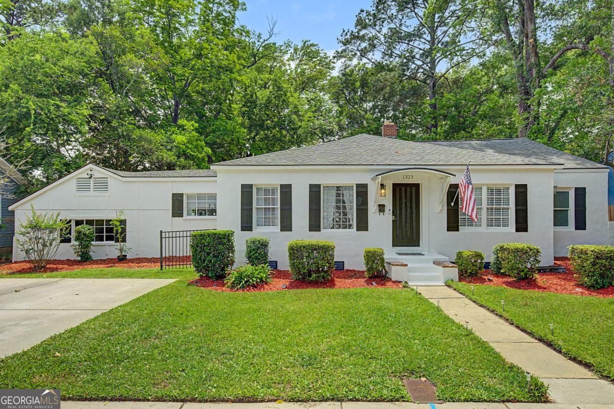 4 bedroom, 2 bathroom, 1,796 sq ft single family residence sold at 1323 E 53Rd Street, Savannah, GA 31404