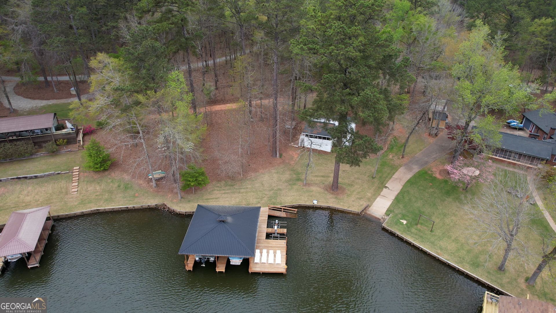 2 bedroom, 1 bathroom, 1,050 sq ft single family residence for sale at 1697 County Line Extension, Mansfield, GA 30055 — photo 5
