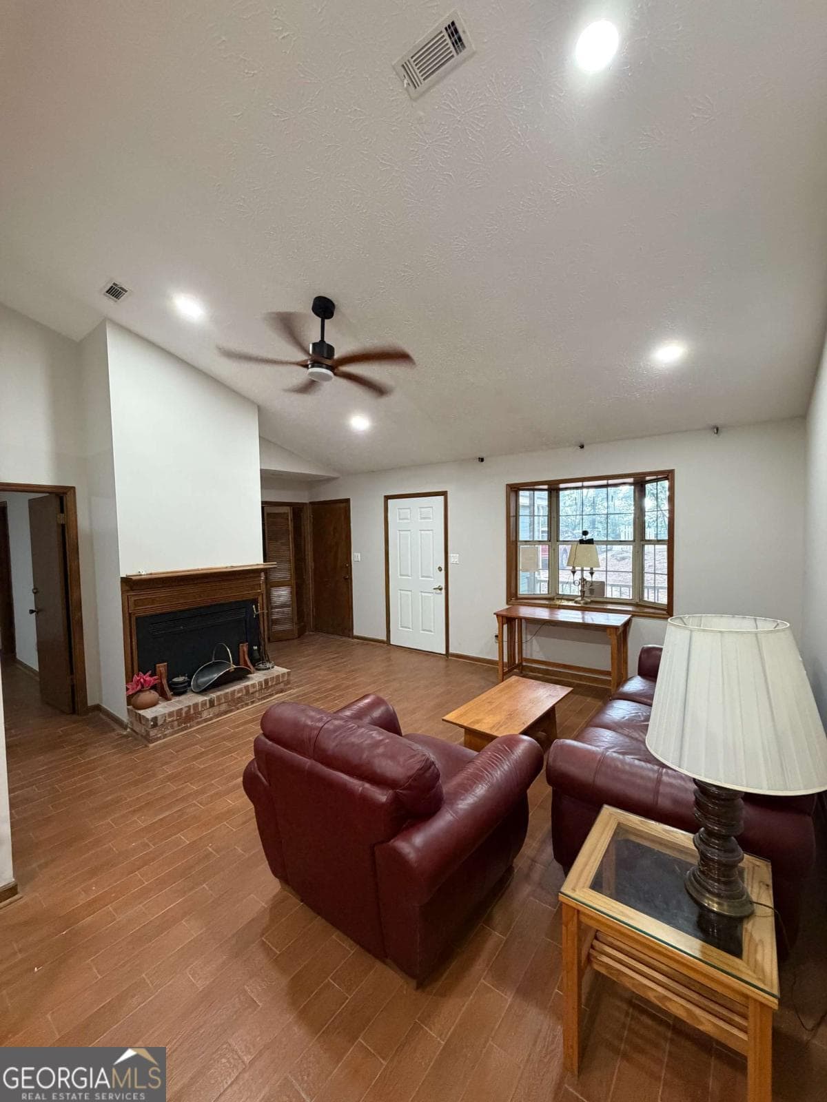 3 bedroom, 2 bathroom, 1,176 sq ft single family residence for sale at 1094 Crystal Lake Road, Atlanta, GA 30349 — photo 7