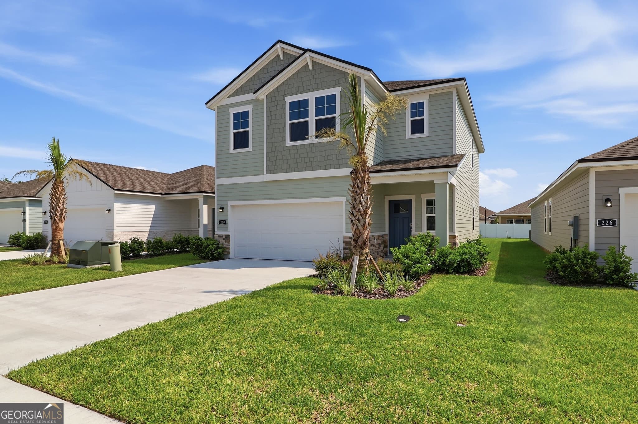 4 bedroom, 2.5 bathroom, 2,090 sq ft single family residence for sale at 235 Collin Nicholas Drive, Kingsland, GA 31548 — photo 4