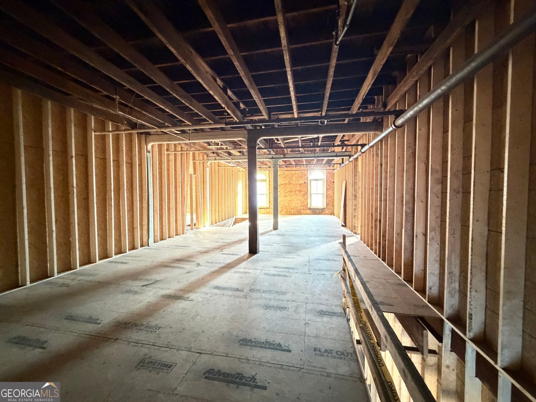 3 bedroom, 2 bathroom, 3,300 sq ft single family residence for sale at 10 E 3rd Avenue, Rome, GA 30161 — photo 6