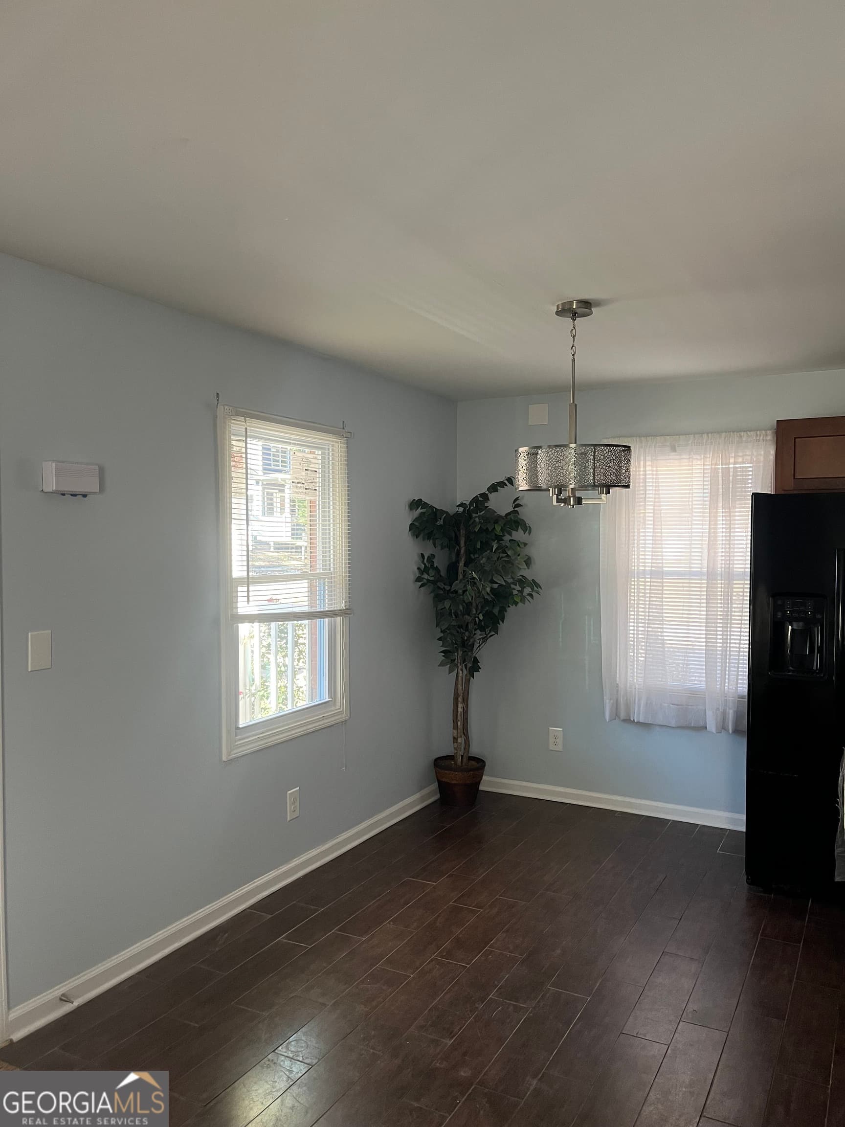 3 bedroom, 2 bathroom, 1,225 sq ft apartment for rent at 2894 Randall Street, East Point, GA 30344 for $1,700 a month — photo 6