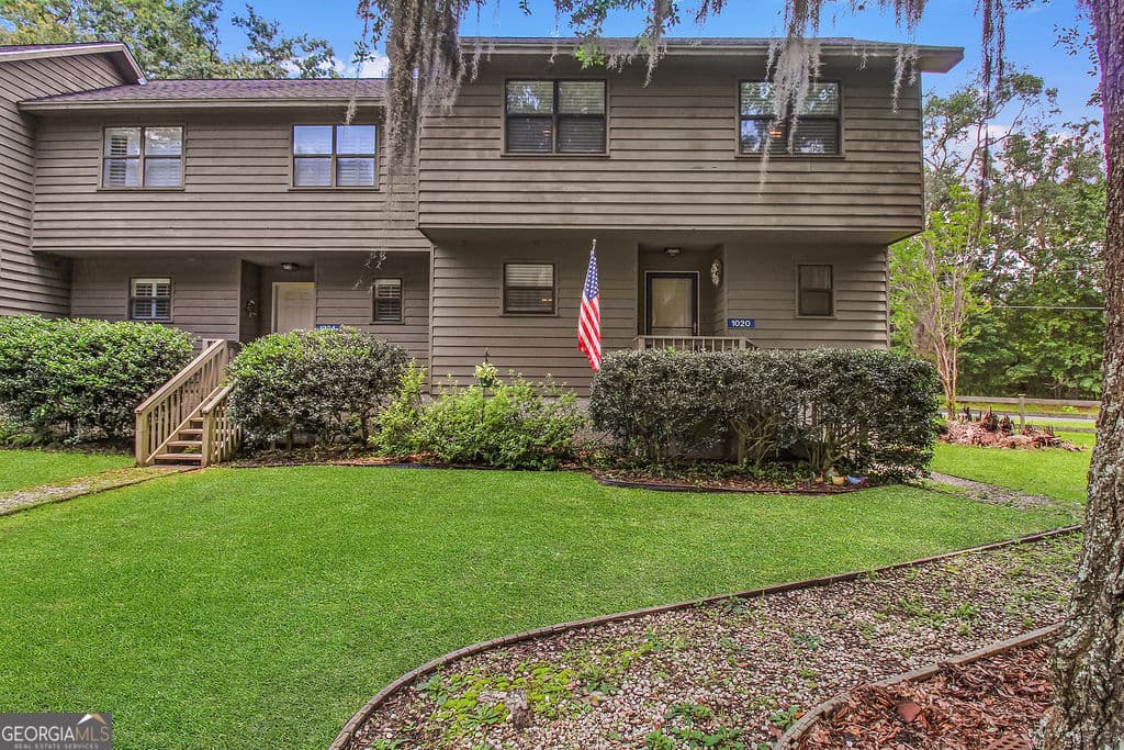 2 bedroom, 2 bathroom, 2,460 sq ft condominium sold at 1020 Pine Point Lane, Townsend, GA 31331