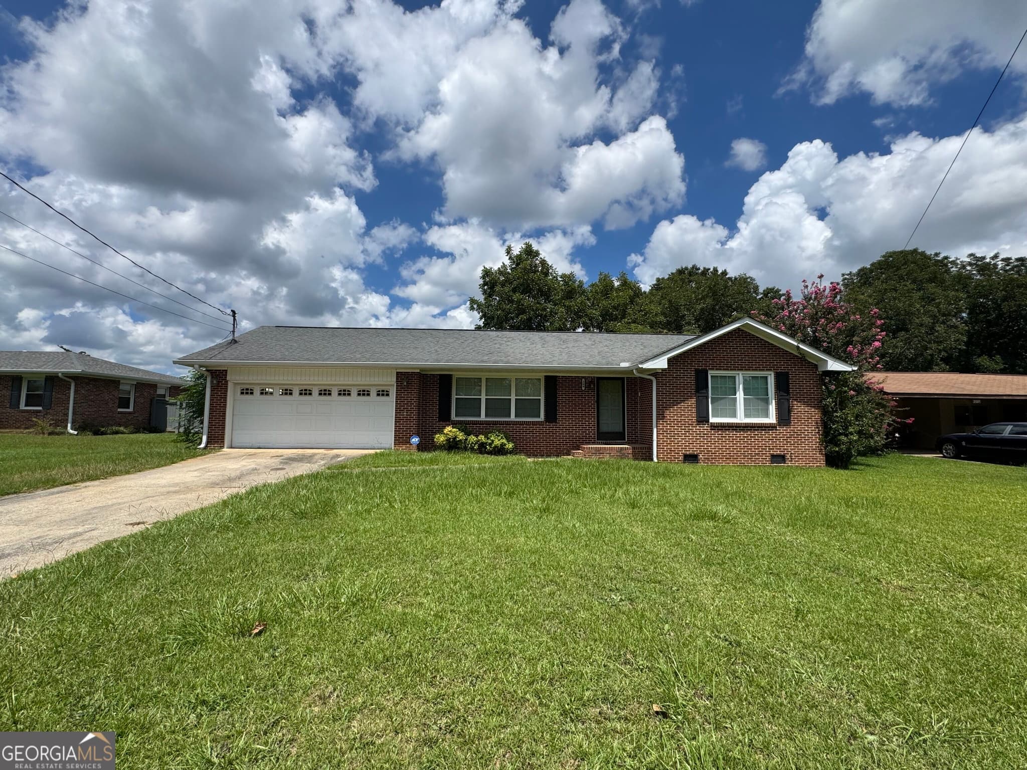 3 bedroom, 2 bathroom, 1,358 sq ft single family residence for rent at 209 Todd Circle, Warner Robins, GA 31088 for $1,800 a month — photo 1 of 1