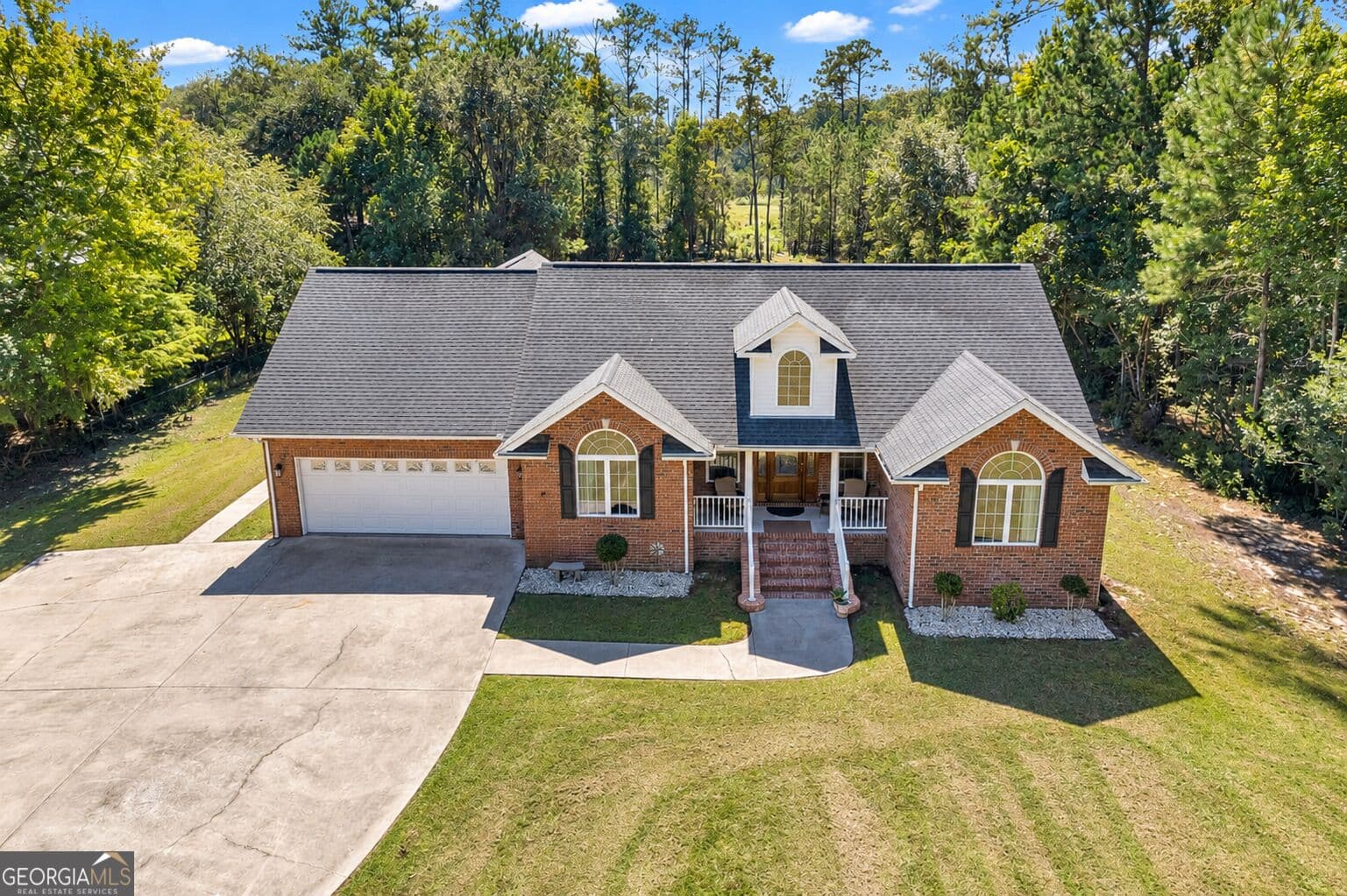 3 bedroom, 2 bathroom, 2,453 sq ft single family residence for sale at 296 Magnolia Road, Midway, GA 31320 — photo 3